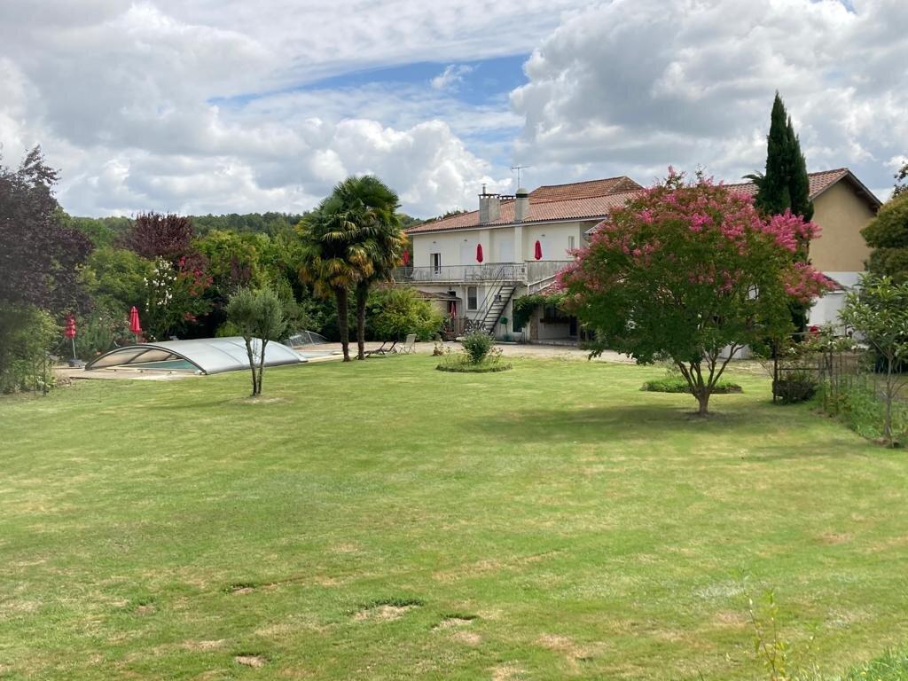 Le Relais De La Tour Chambres D'hôtes Gers