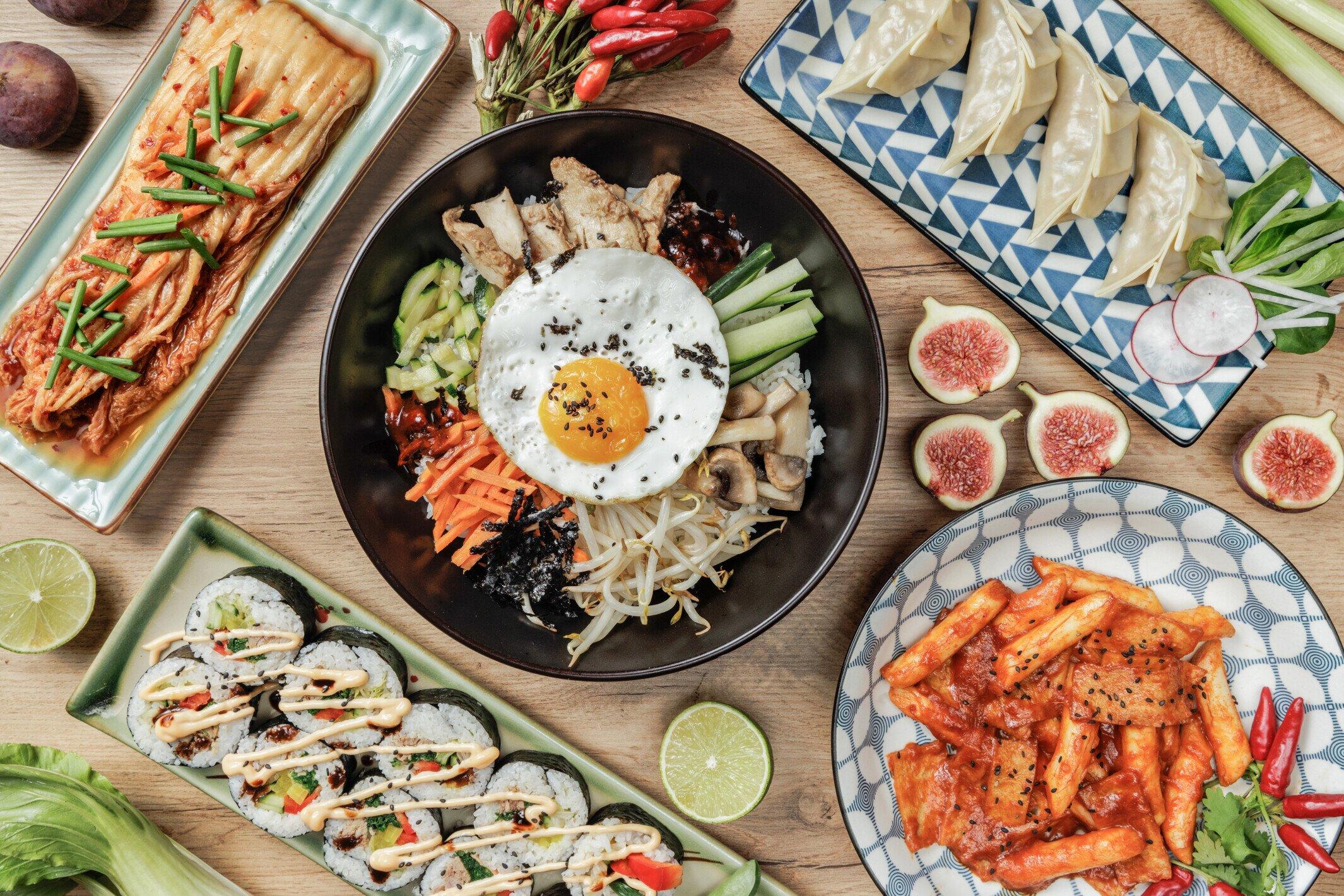 Yiyi Café & Korean Kitchen