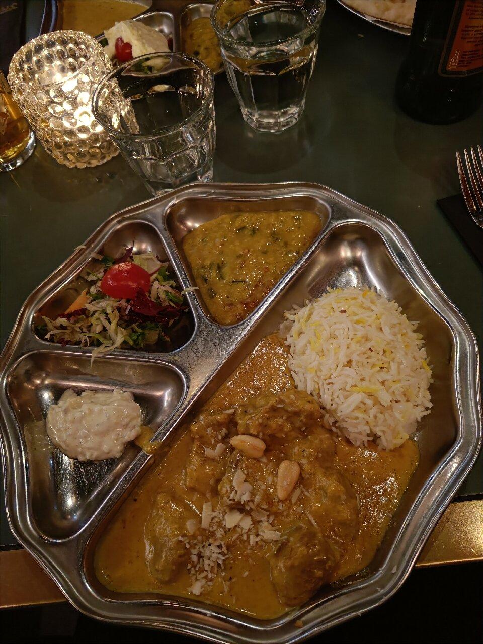 Photo by HelenaK1205