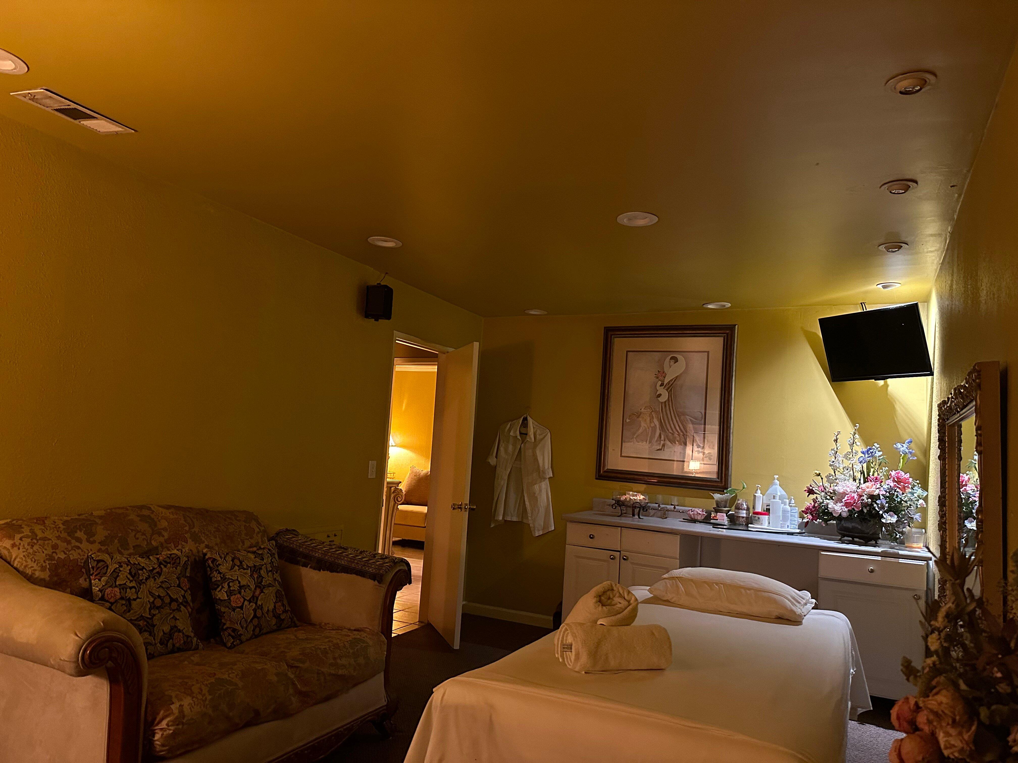 Living Therapeutic Spa