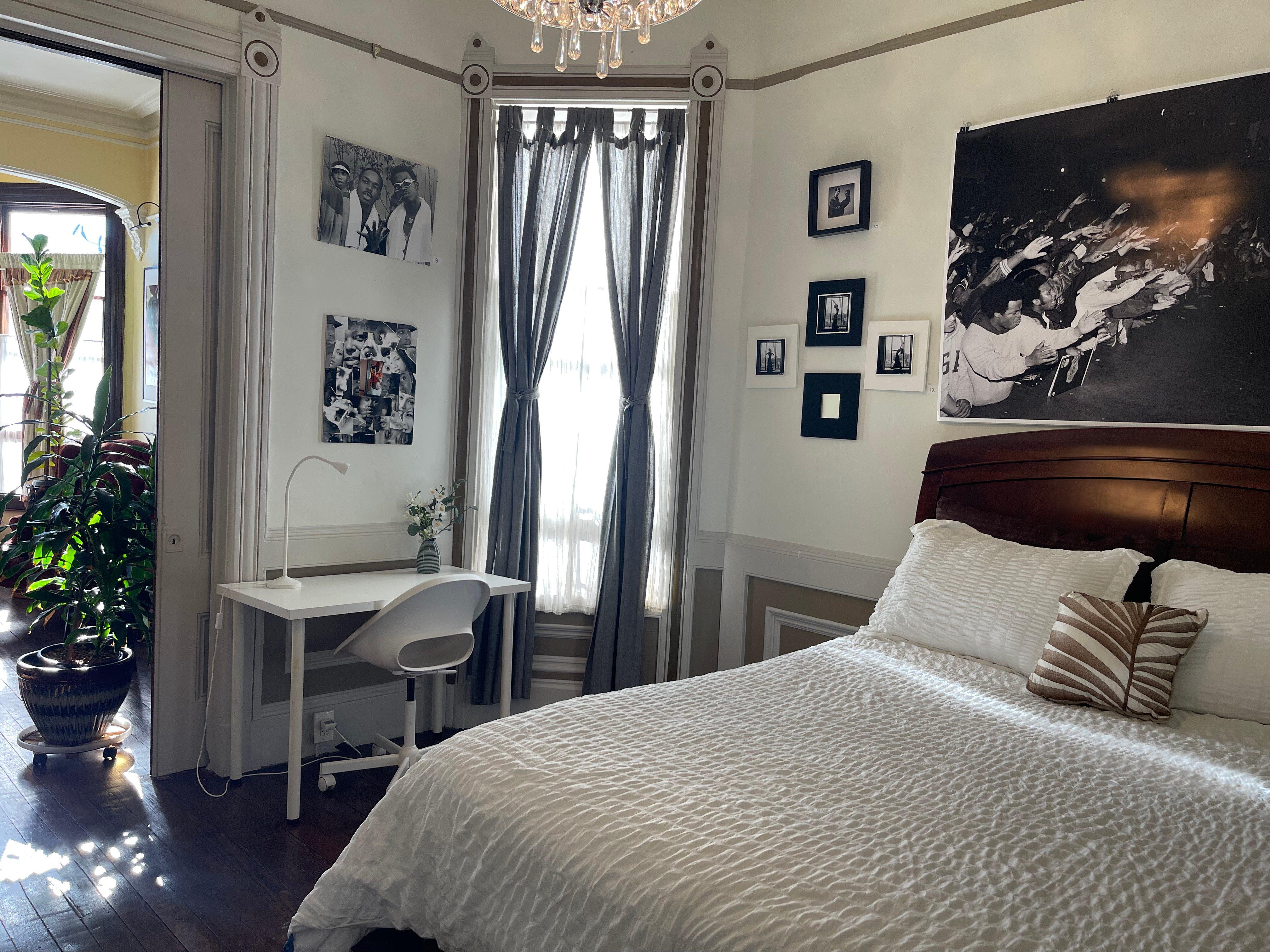 B-Love's Guest House