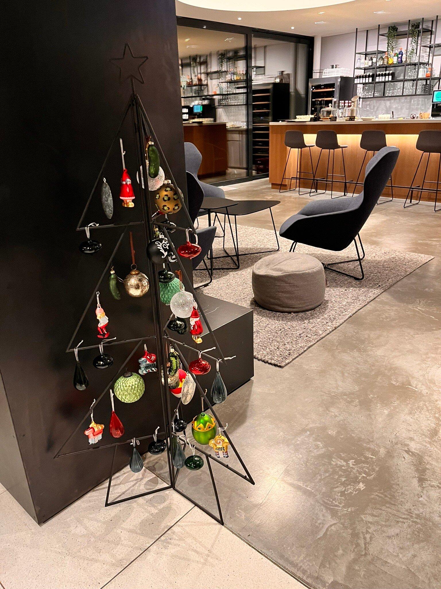 MARI Restaurant Bar by Markus & Richard