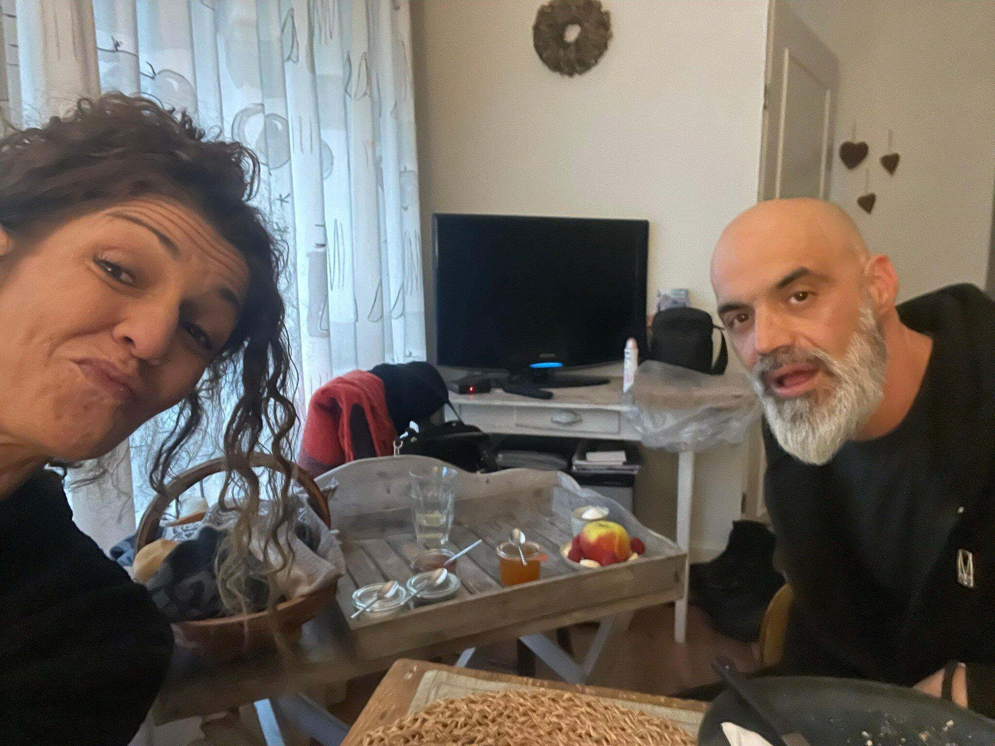 Broeks' Bed En Brood