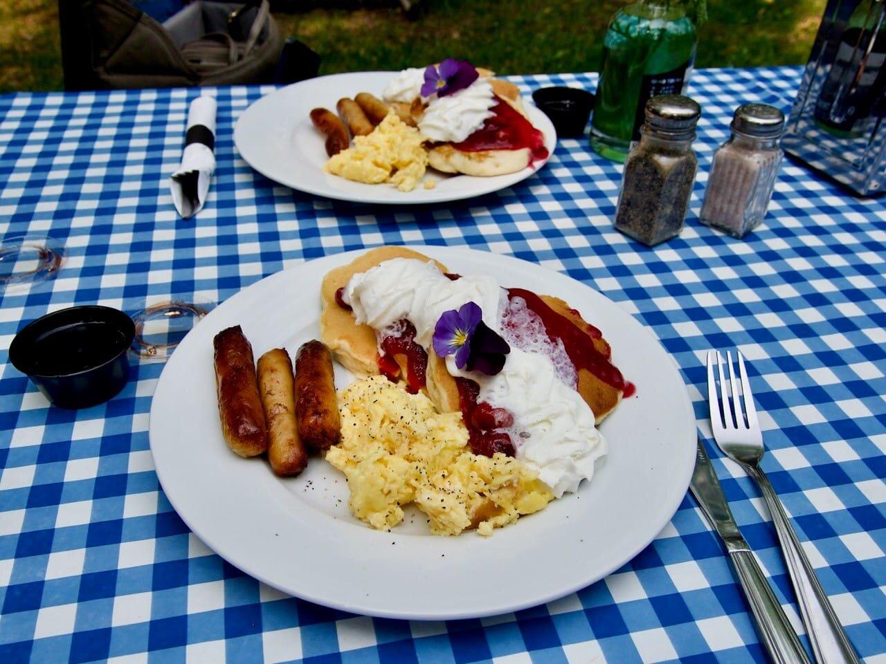 Dna Gardens - Bootlegger Cafe