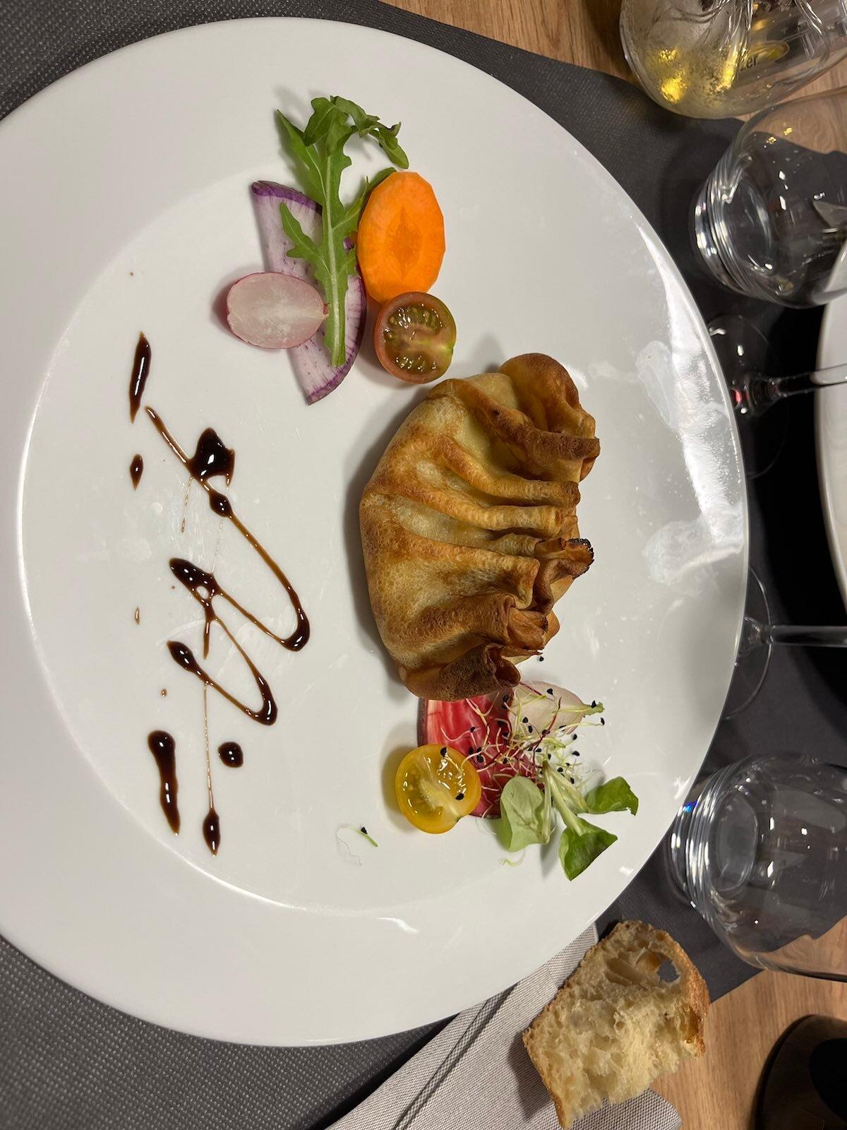 Au Plaisir De La Lucerne