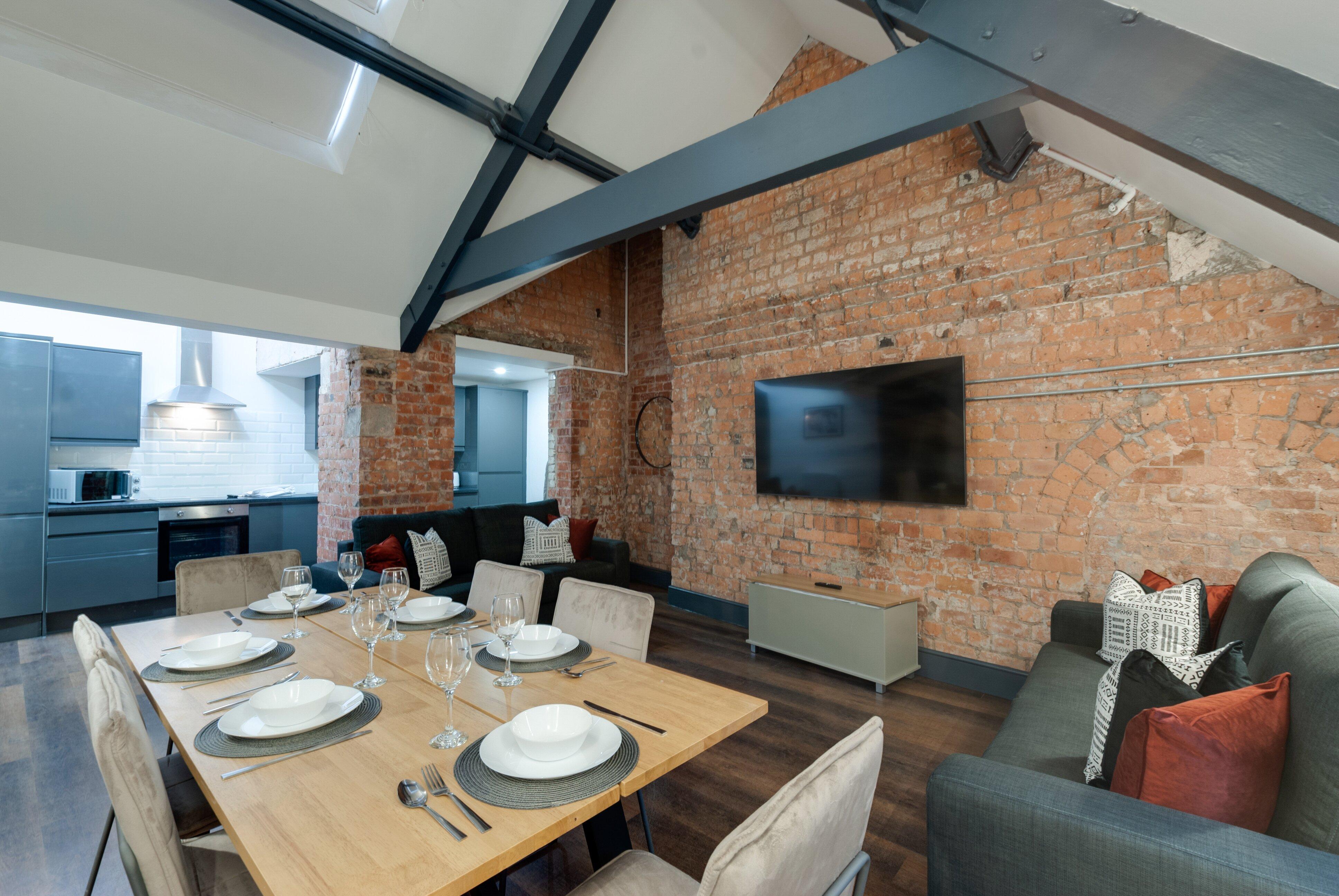 Harrison's Aparthotel, Bar & Kitchen