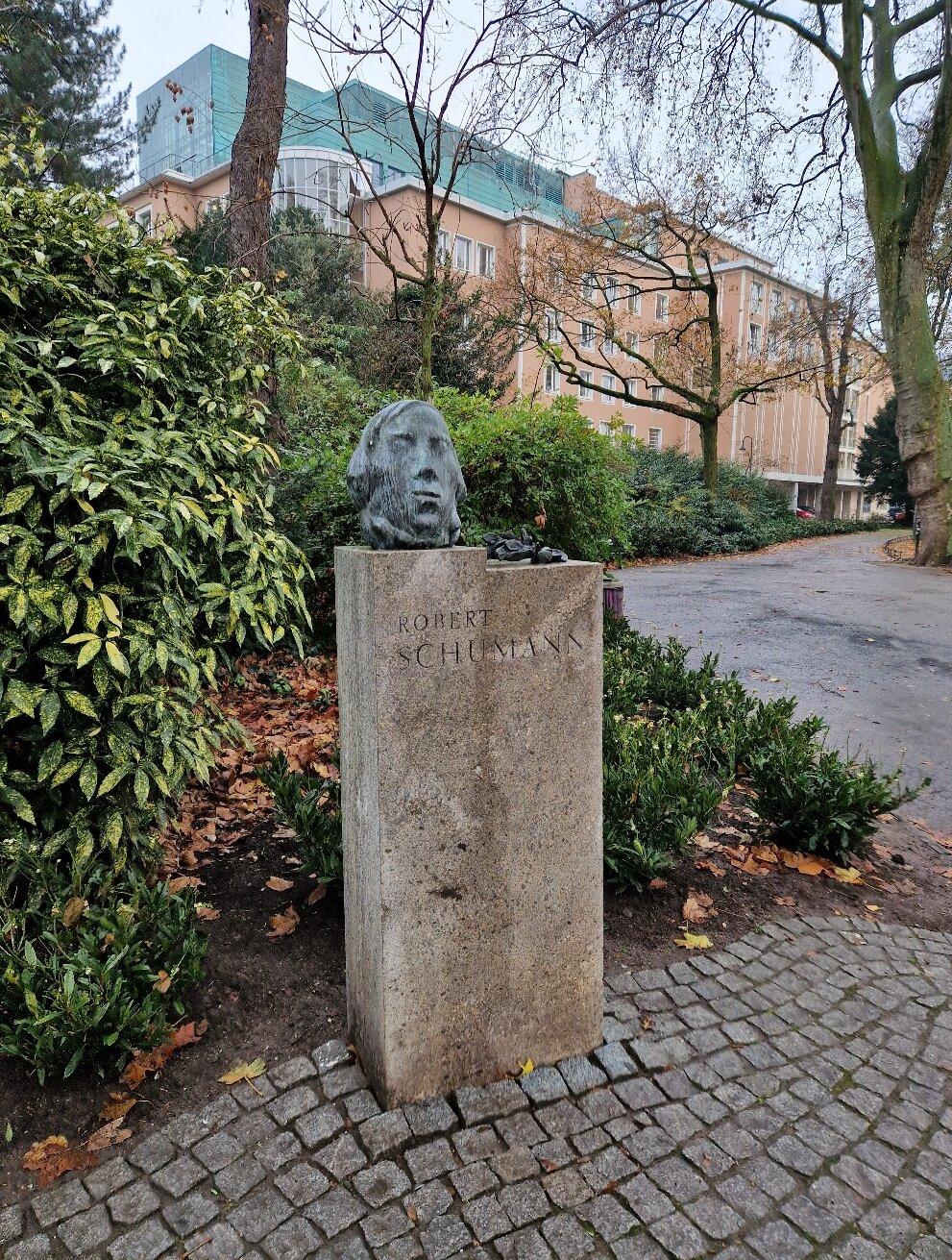 Robert-schumann-denkmal
