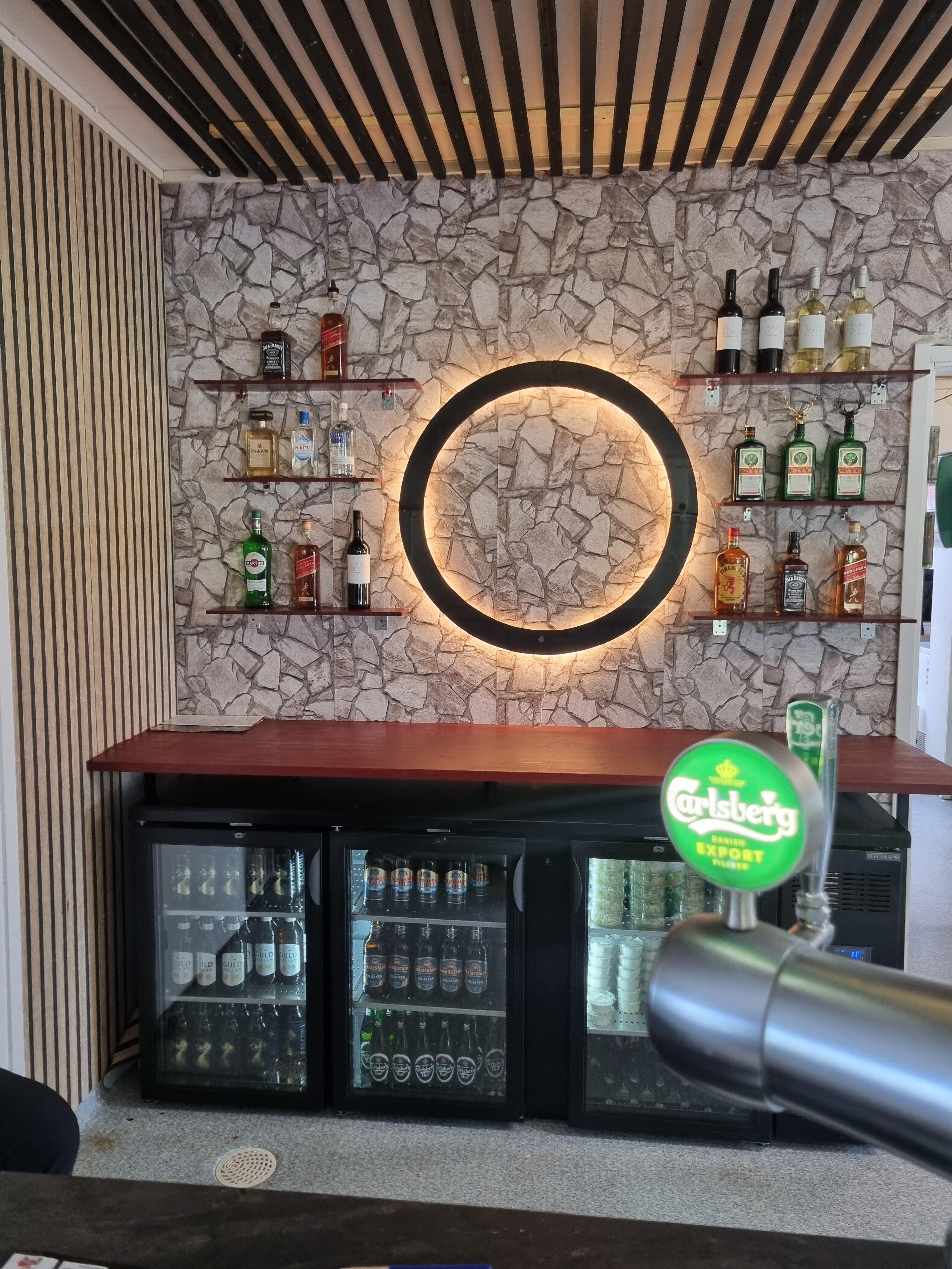 Mikis Restaurang & Pub