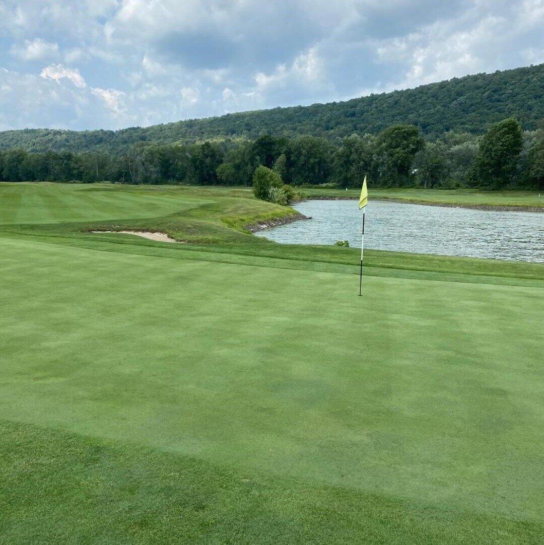 Links at Hiawatha Landing