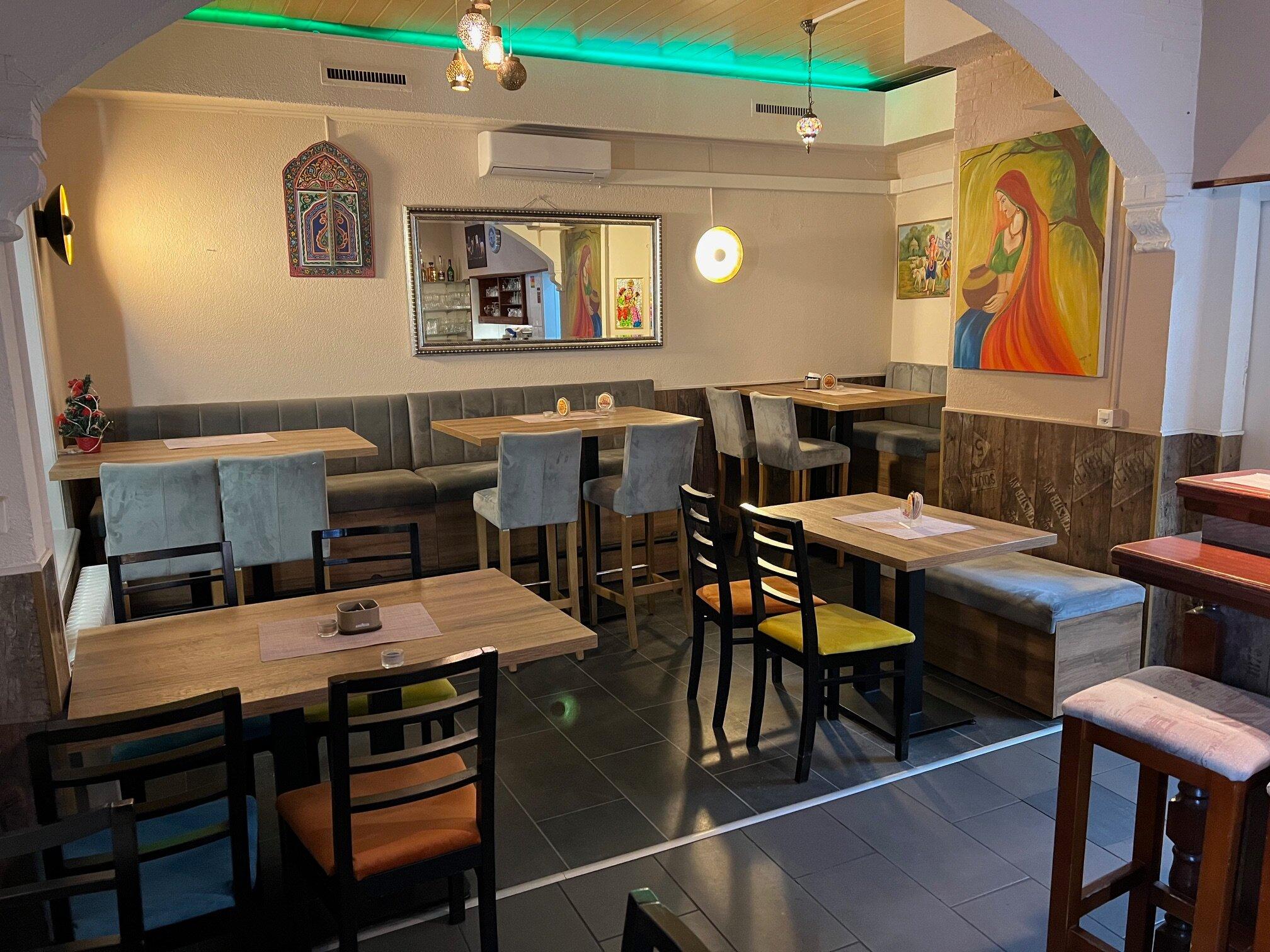 Delhihouse Of Bestcurry Restaurant