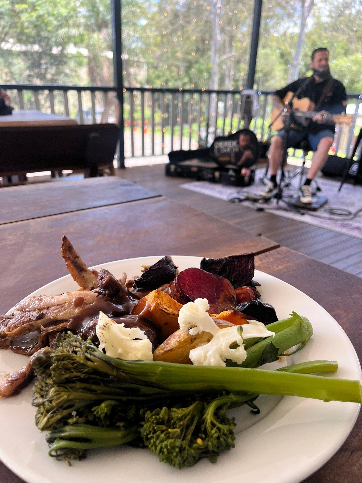 Apple Tree Creek Pub