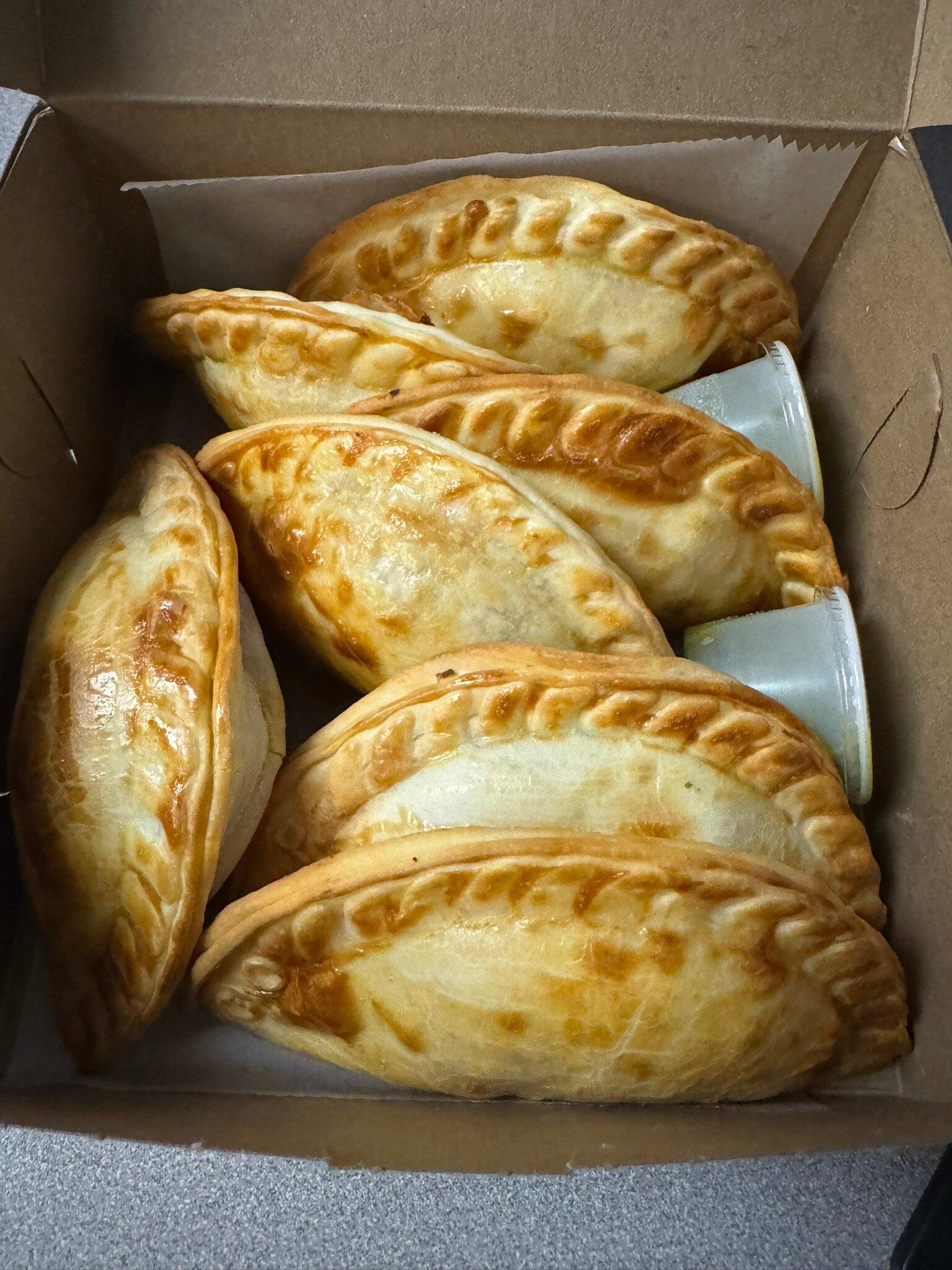 Biby's Empanadas & Pizza