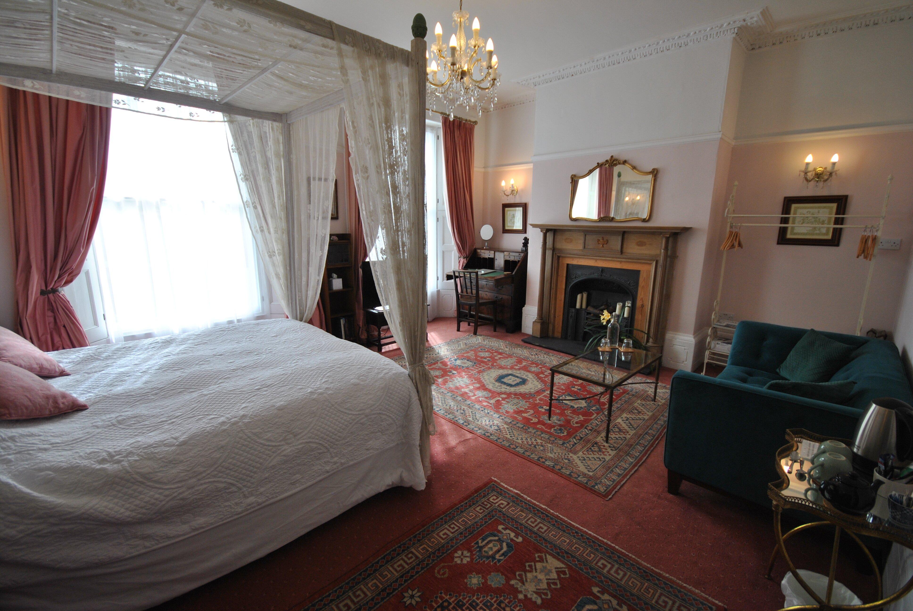 Churchill Guest House