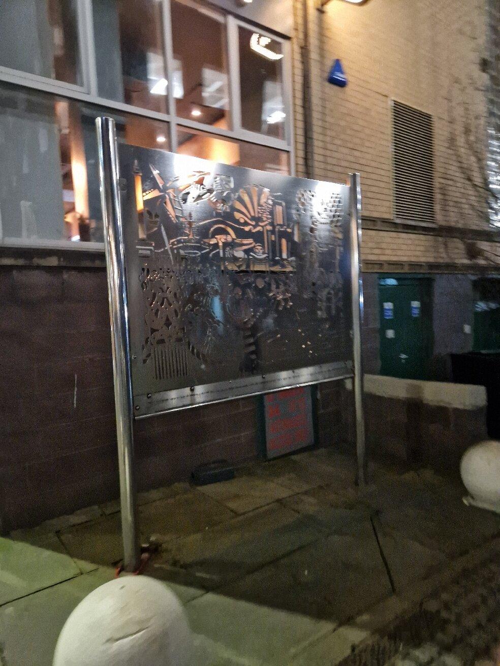 People And History Plaque