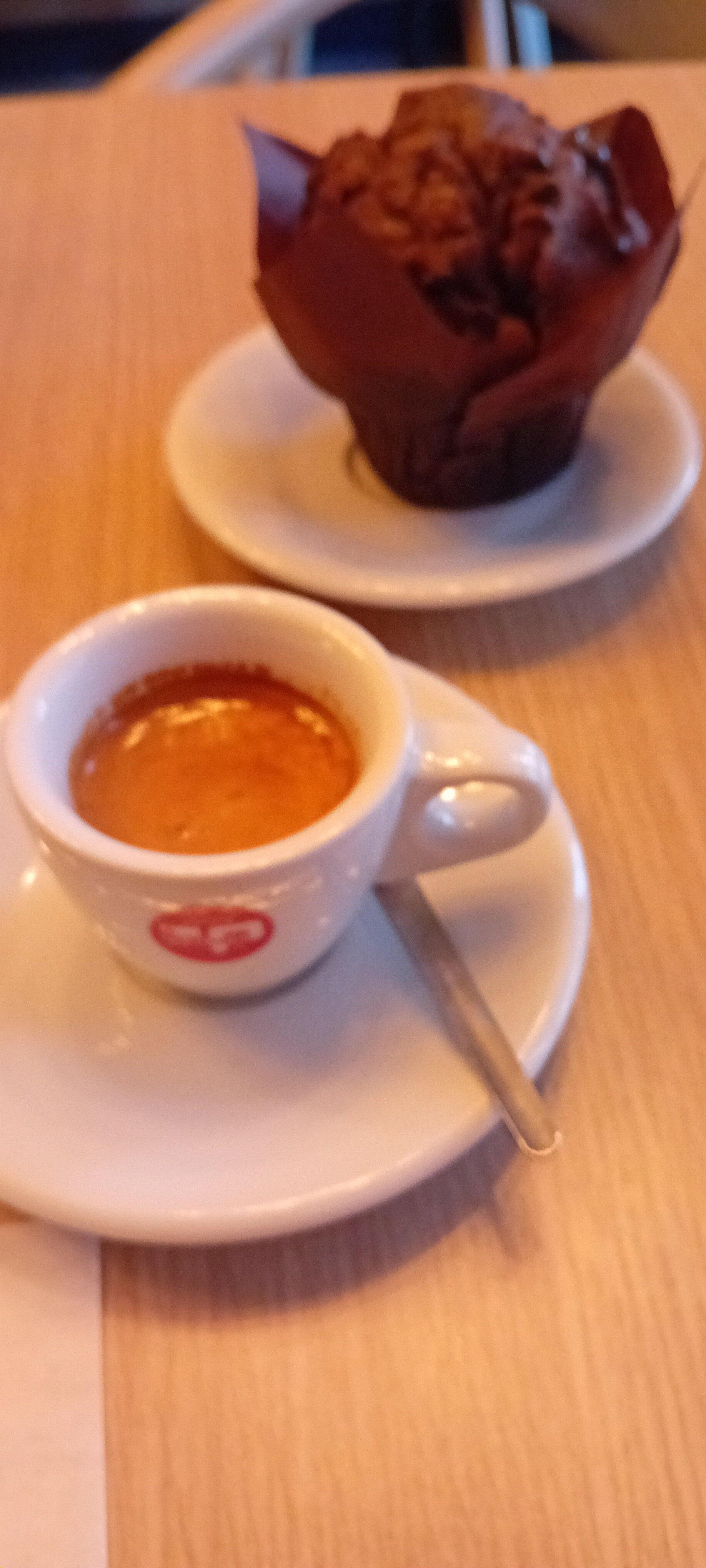 Photo by Salvatore R