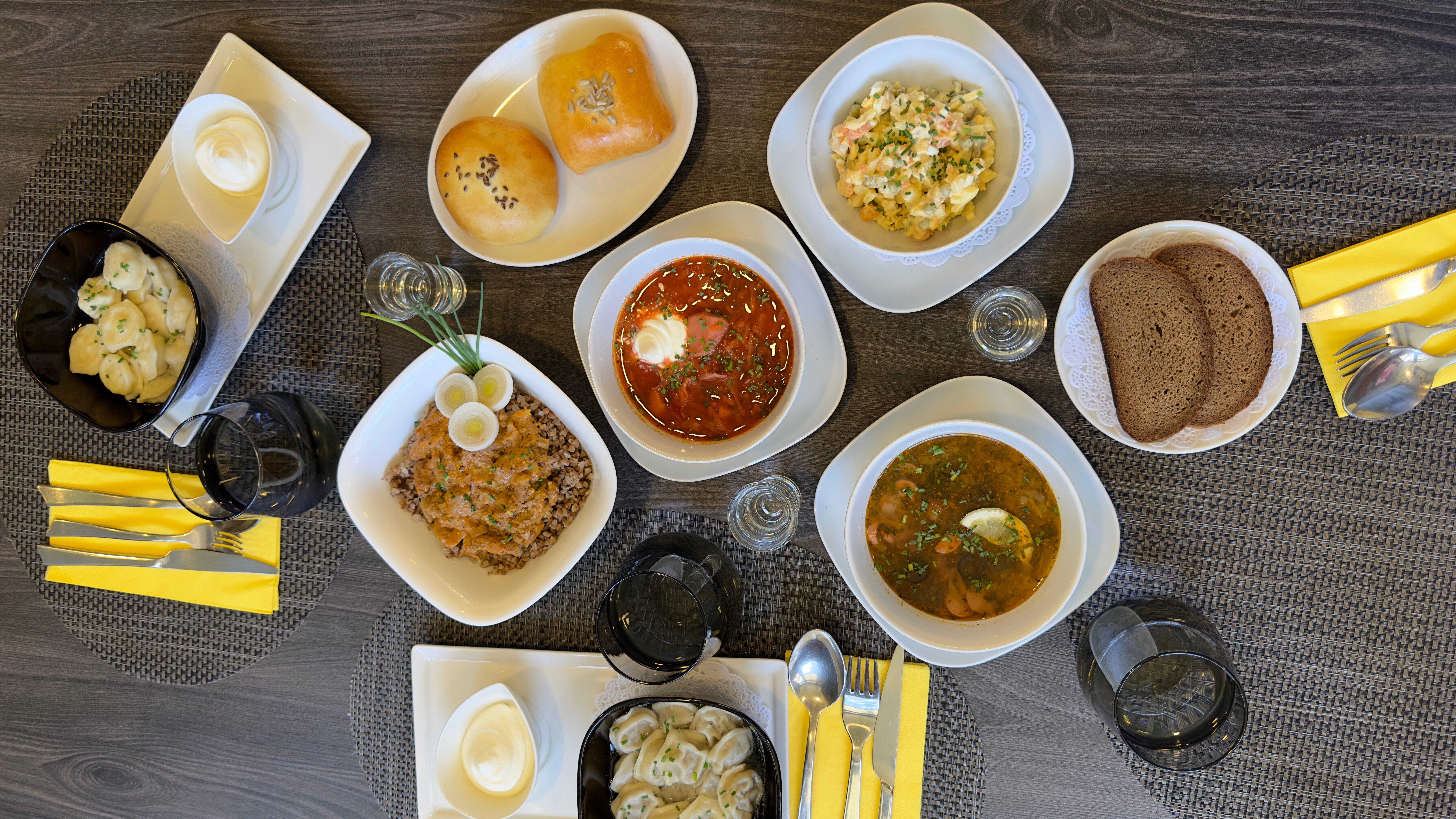 Pirojki Café-Boulangerie