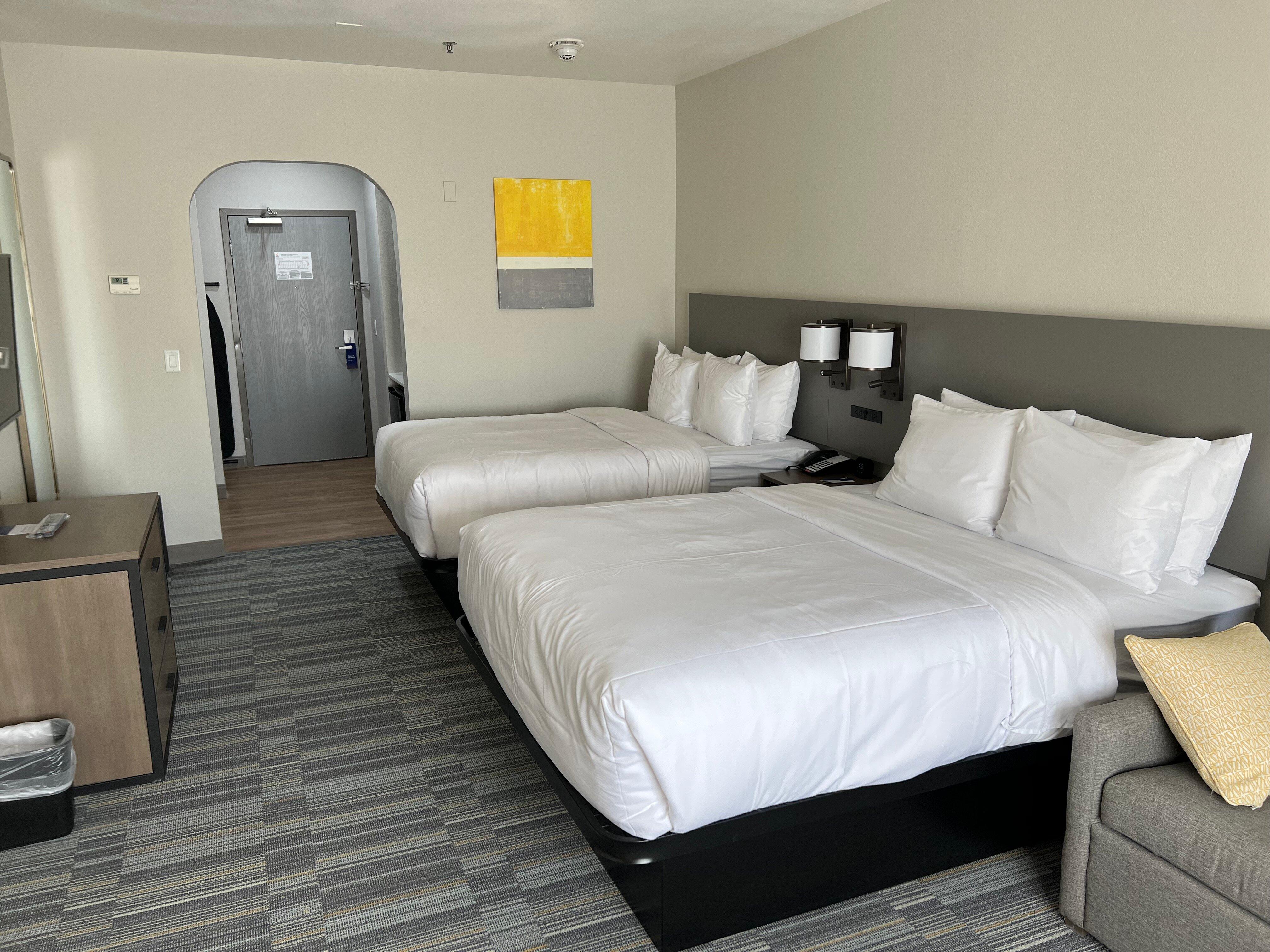 Comfort Inn & Suites