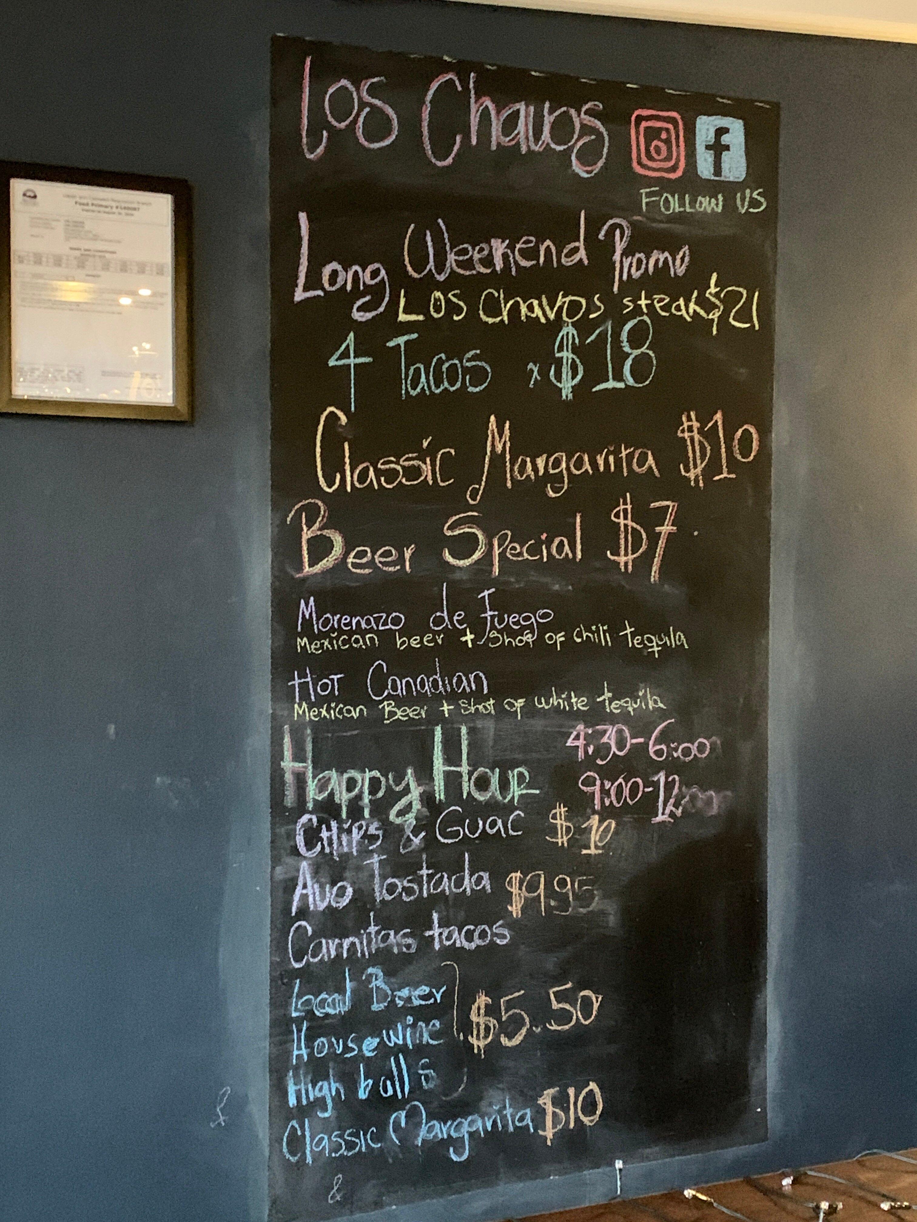 Los Chavos Restaurant & Cantina