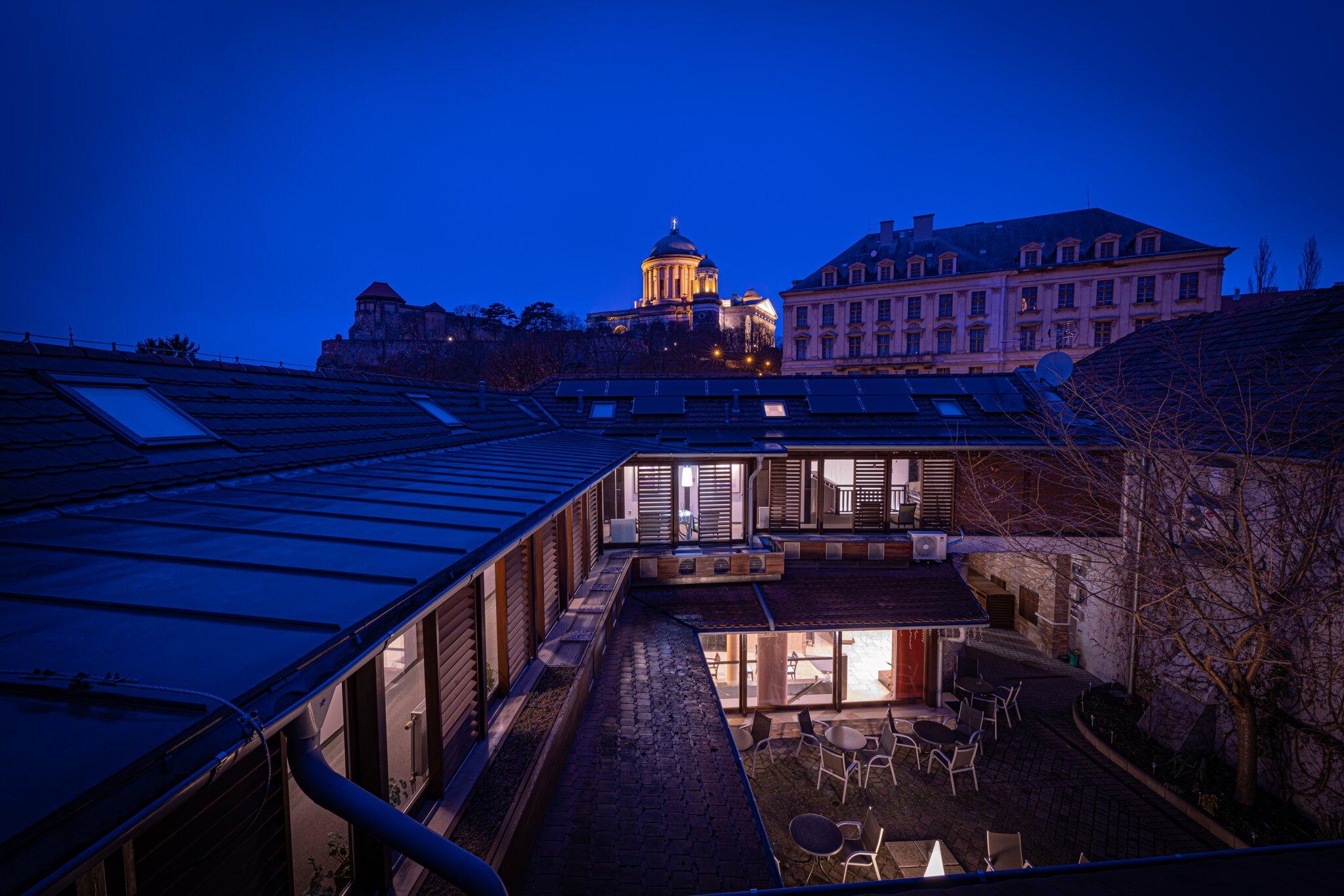 Bazilika alatt Panzio