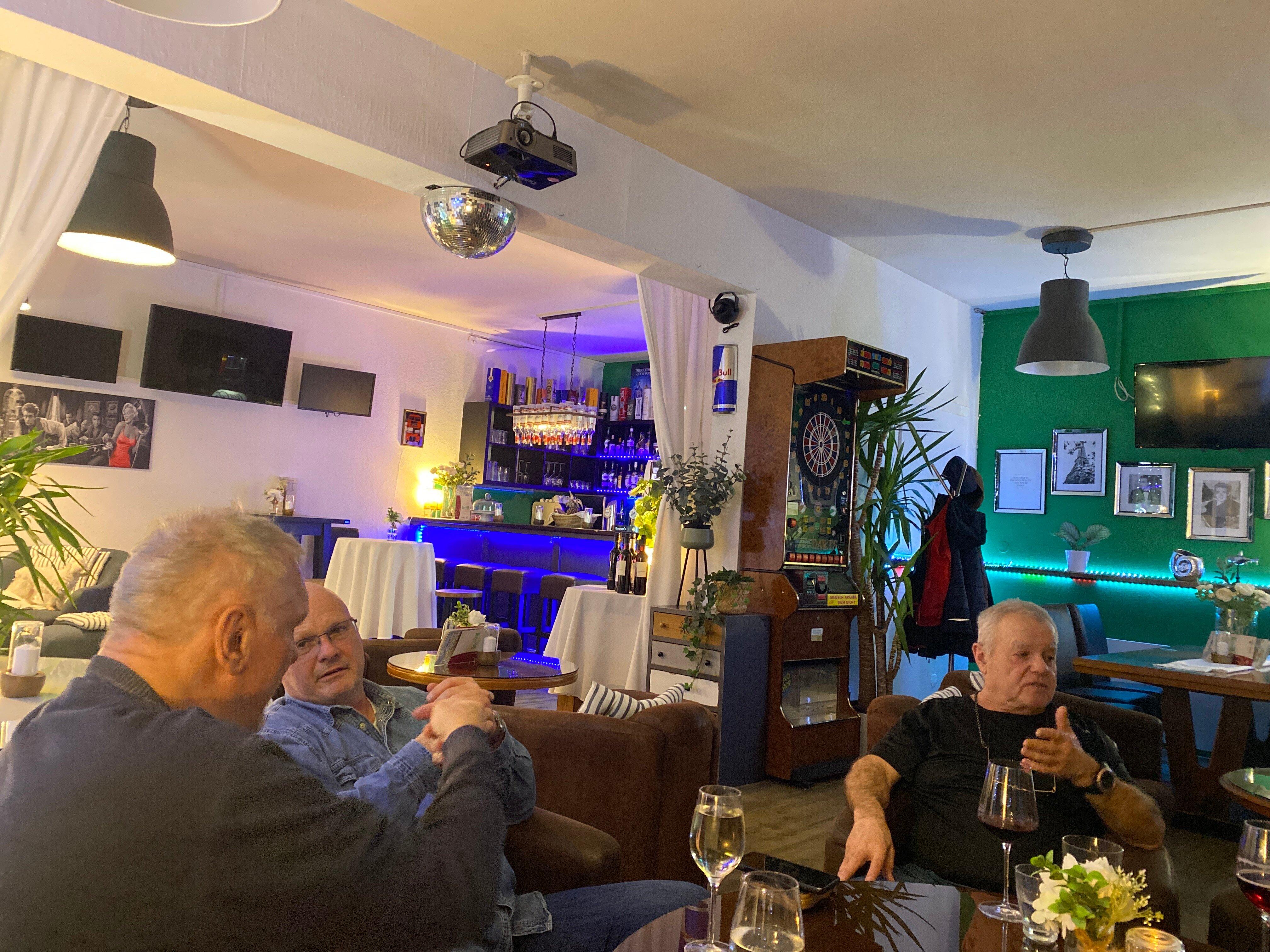 Wein Und Mehr Restaurant Sportbar