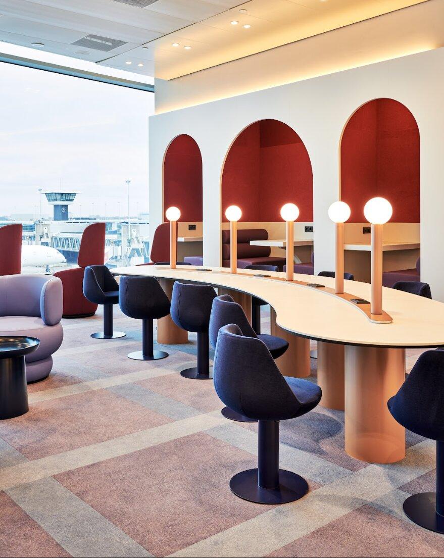 Oneworld Lounge, Lounge No.40