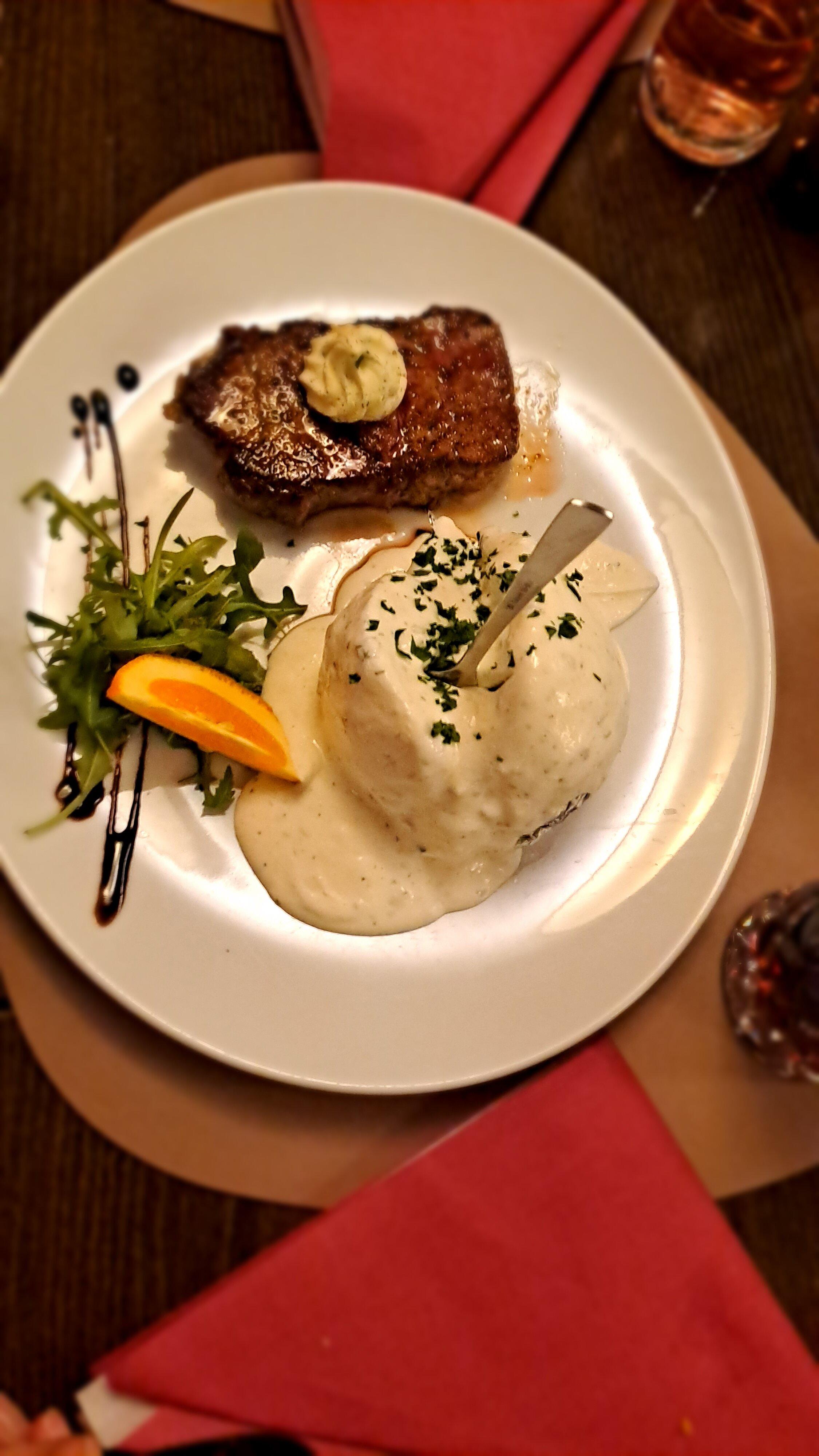 Photo by Heinz-Peter R