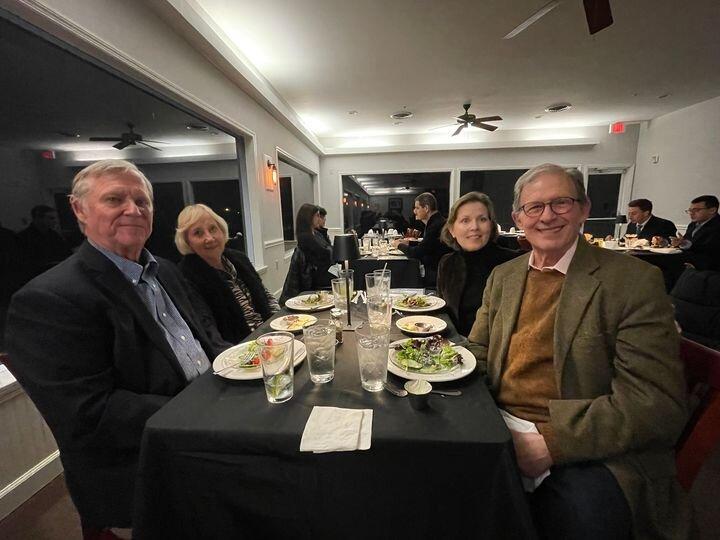 The Restaurant At Dogwood Hills - Tavern On The Green Sc