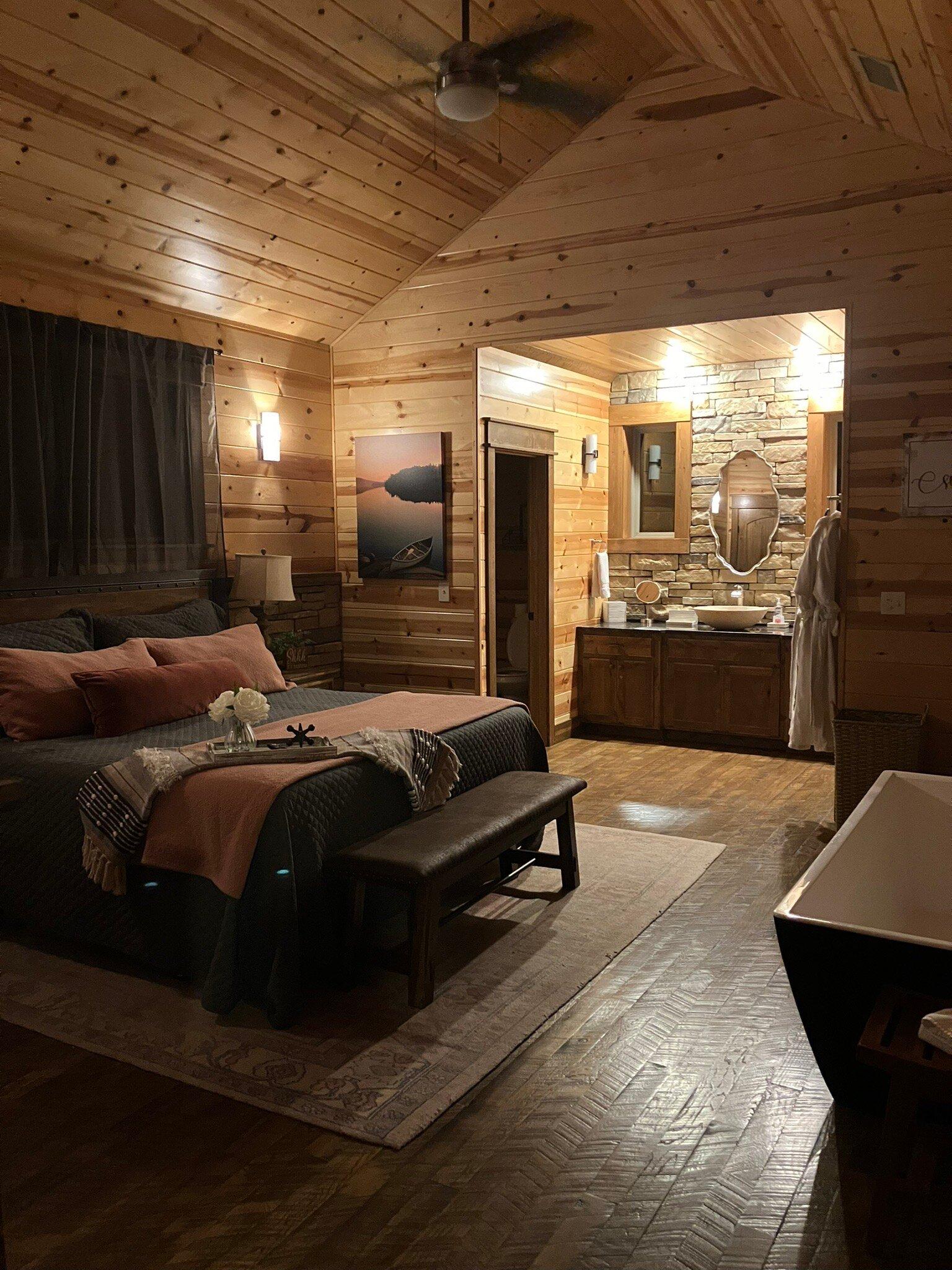 Bear Mountain Lodging