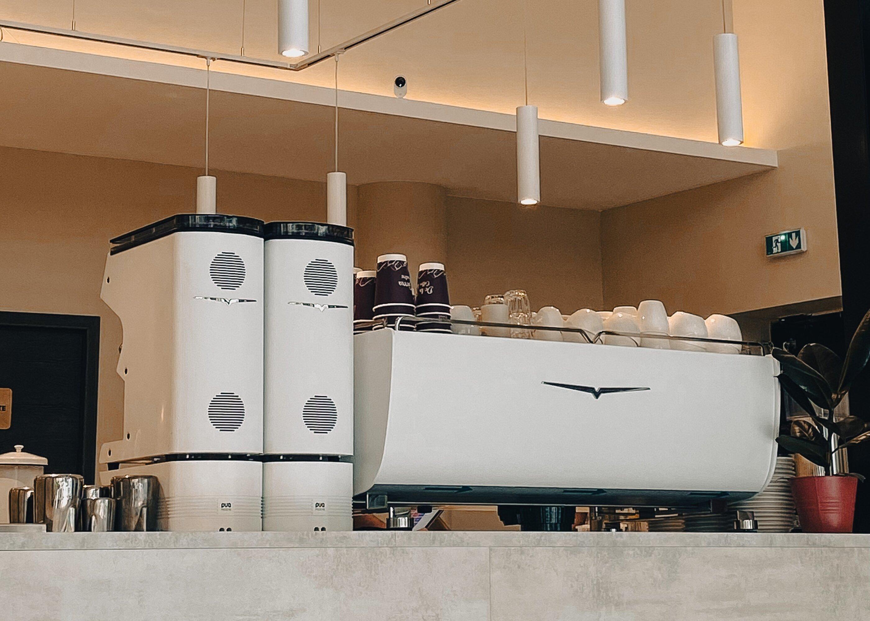 De La Sierra Coffee Roaster's