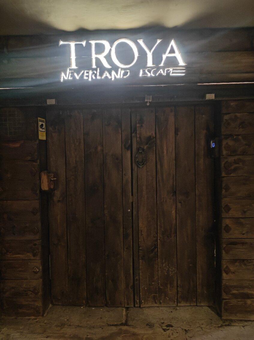 Conquista De Troya Escape Room