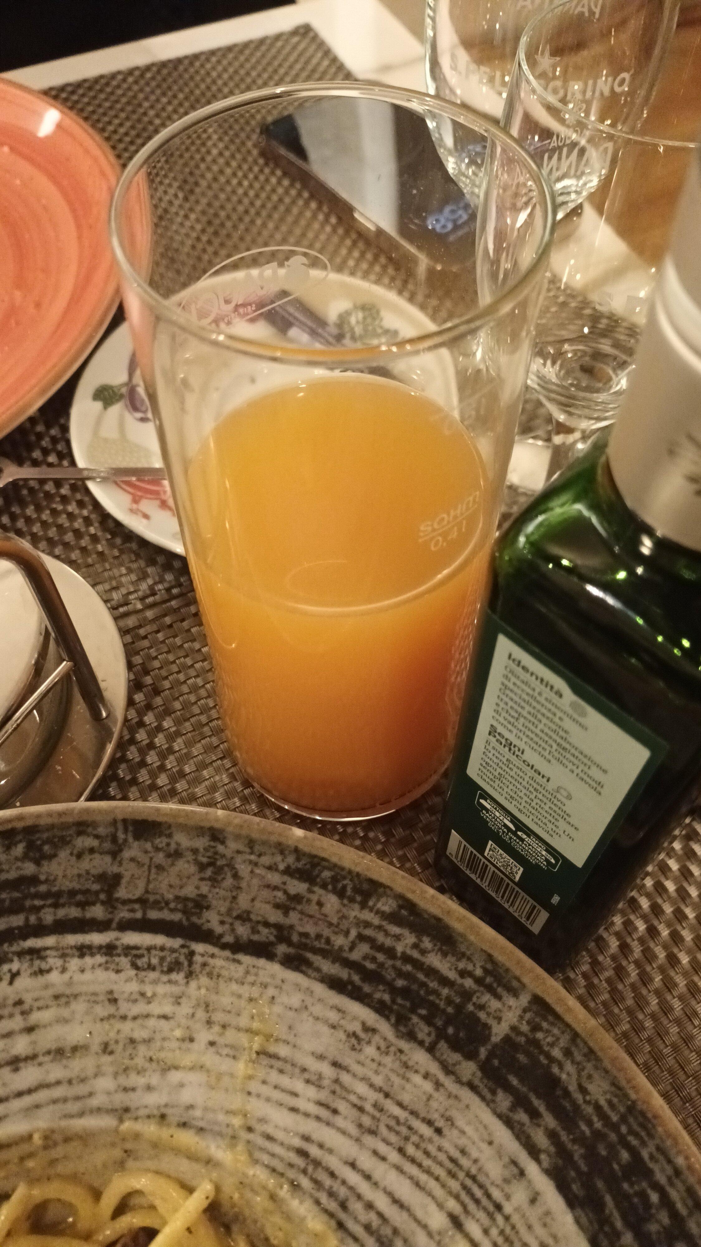 Farina Pizzabar E Café