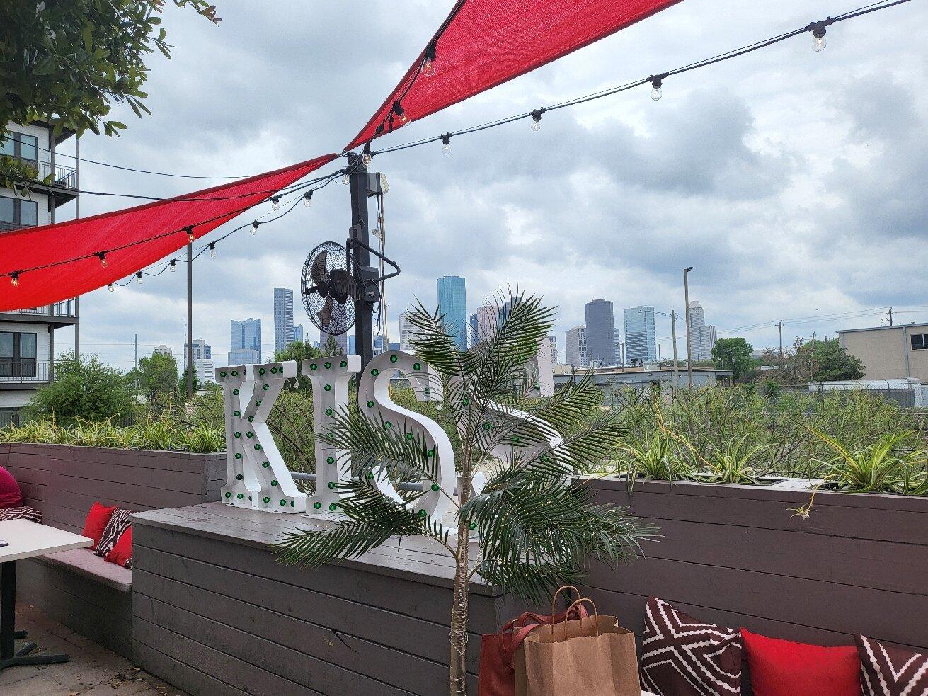 Kiss Vibe Dining