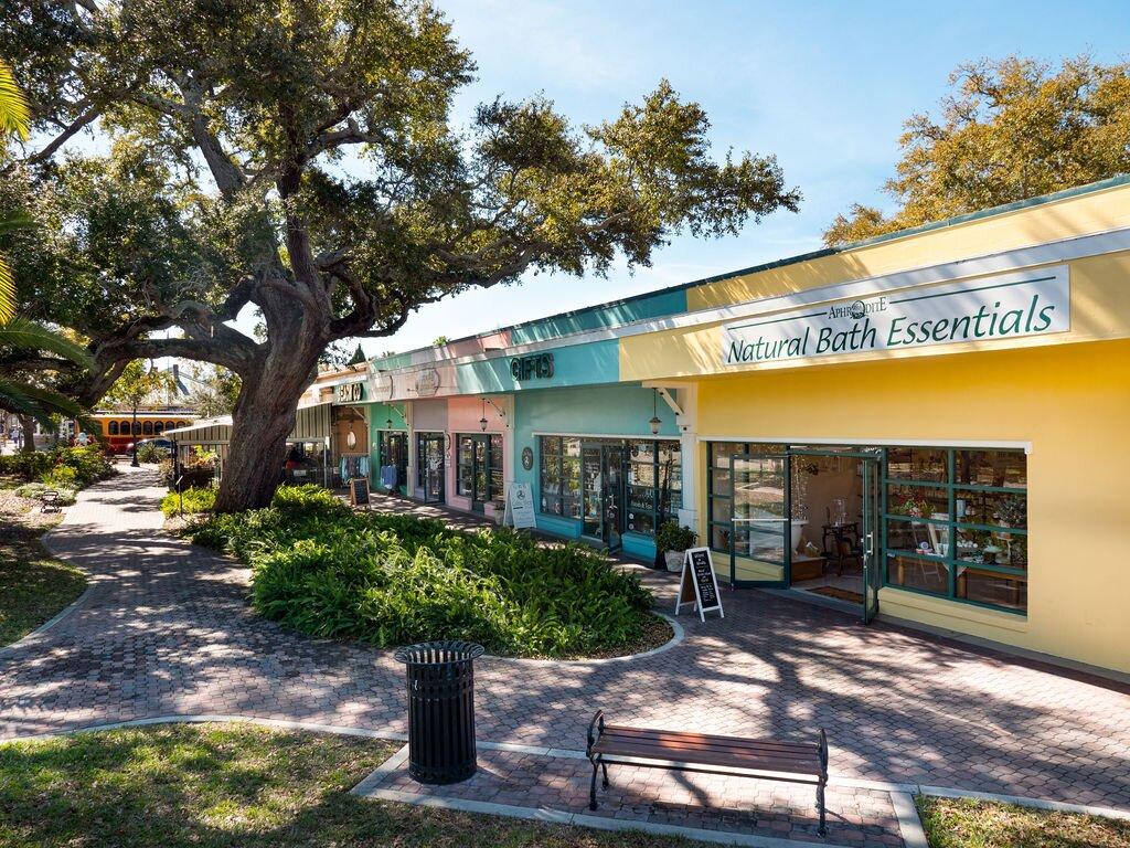 Aphrodite Natural Bath Essentials