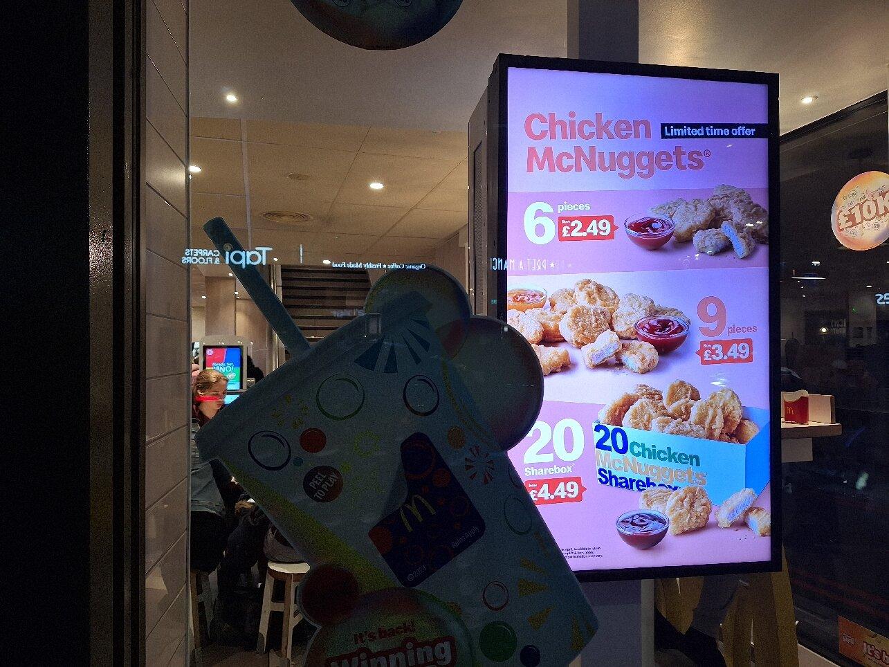 Photo by therichastill