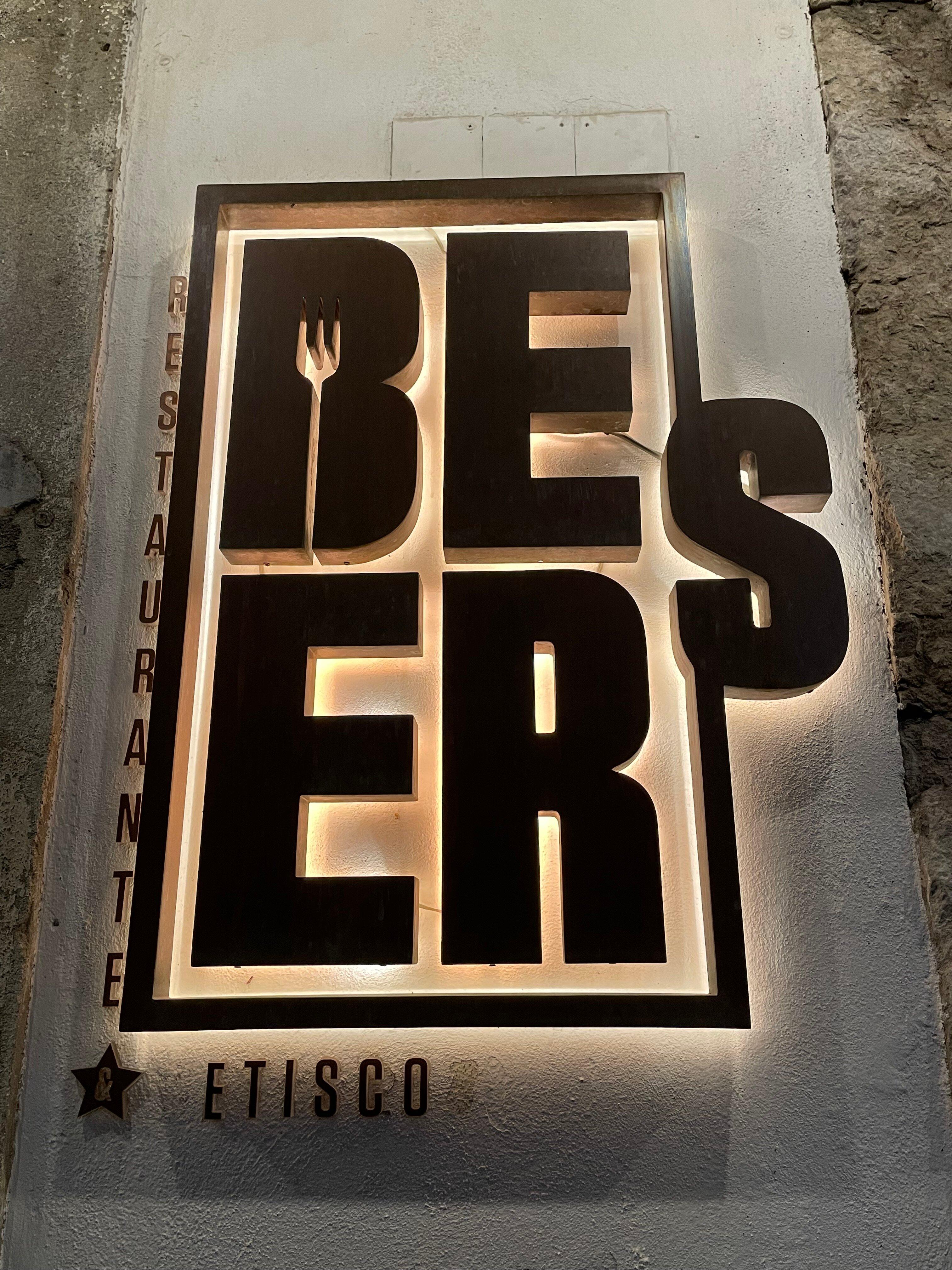 Photo by CAT-TEO-DVD