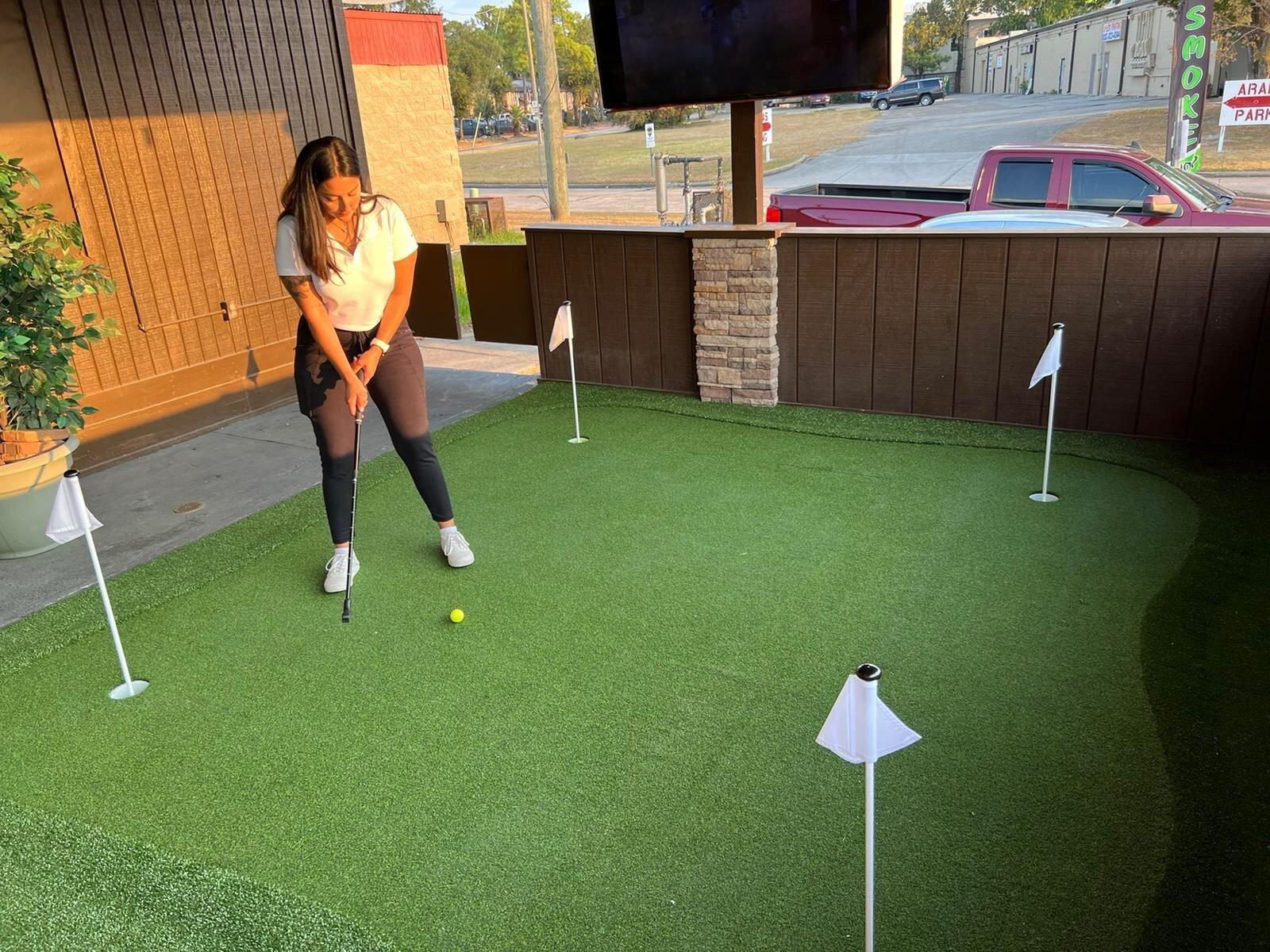 Wolfies Restaurant and Sports Bar