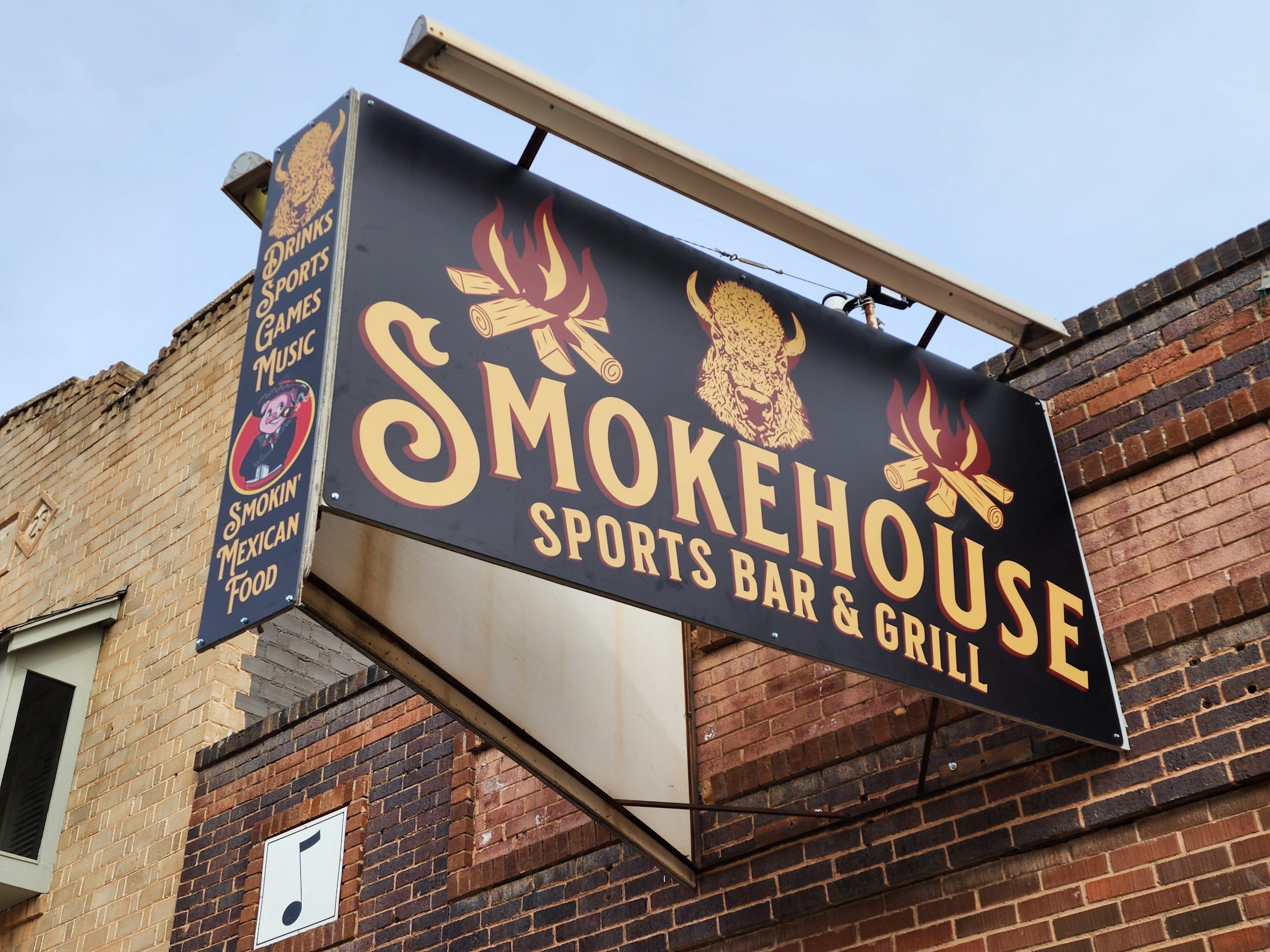 Smokehouse Sports Bar & Grill