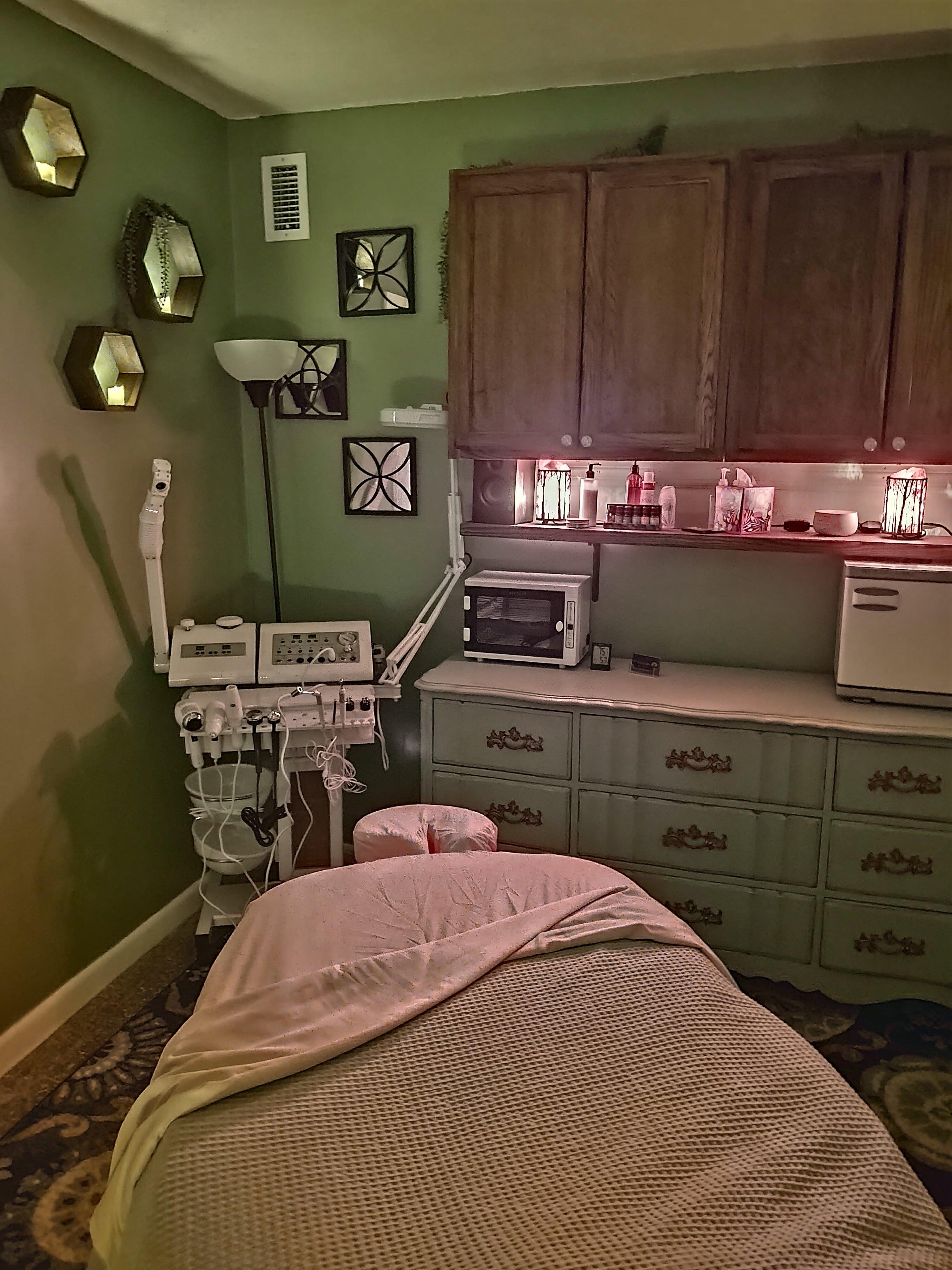 The Unwinding Spot Llc