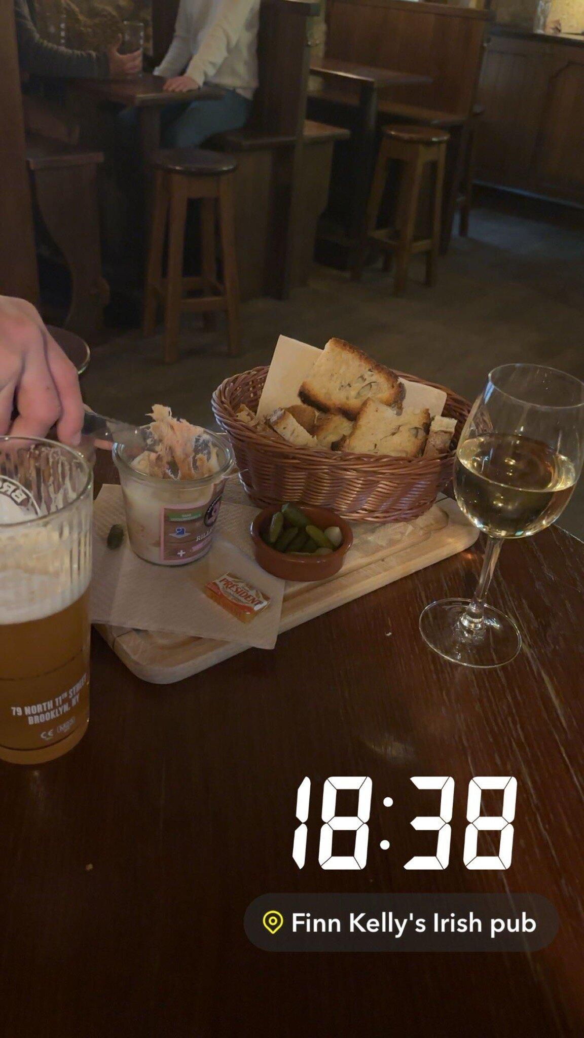 Finn Kelly's Irish pub