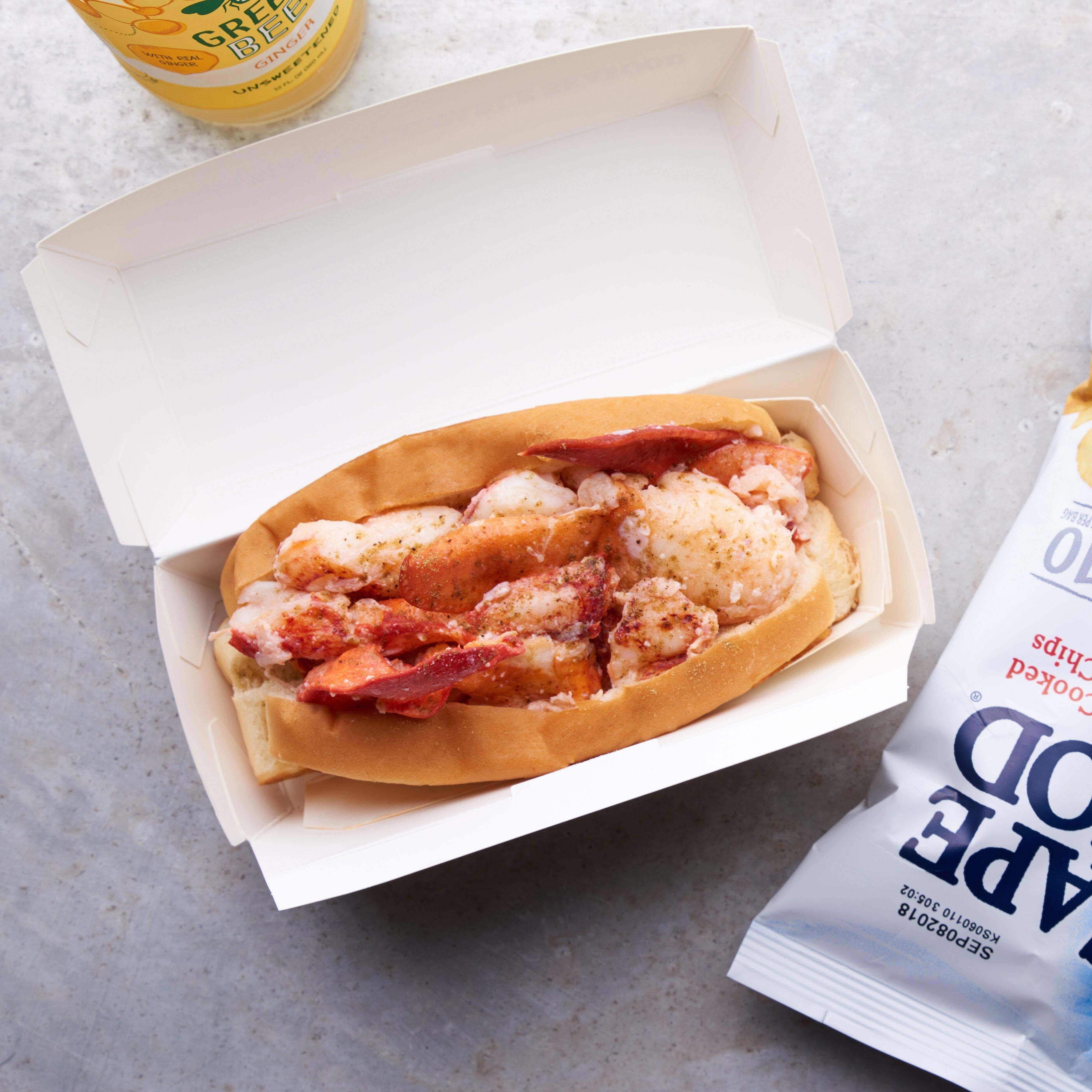 Luke's Lobster At Rockefeller Center