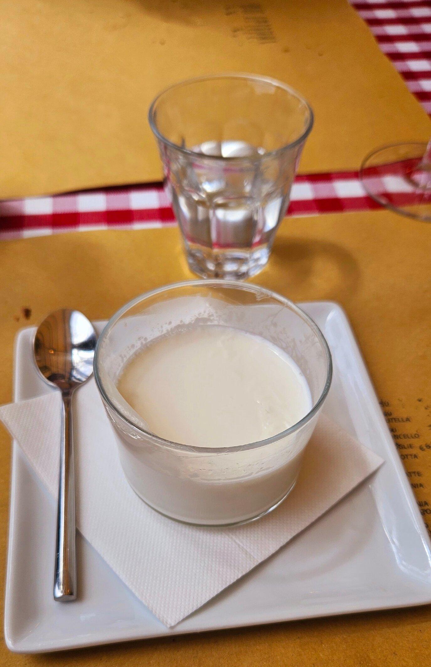 Santa Tecla Trattoria E Pizzeria