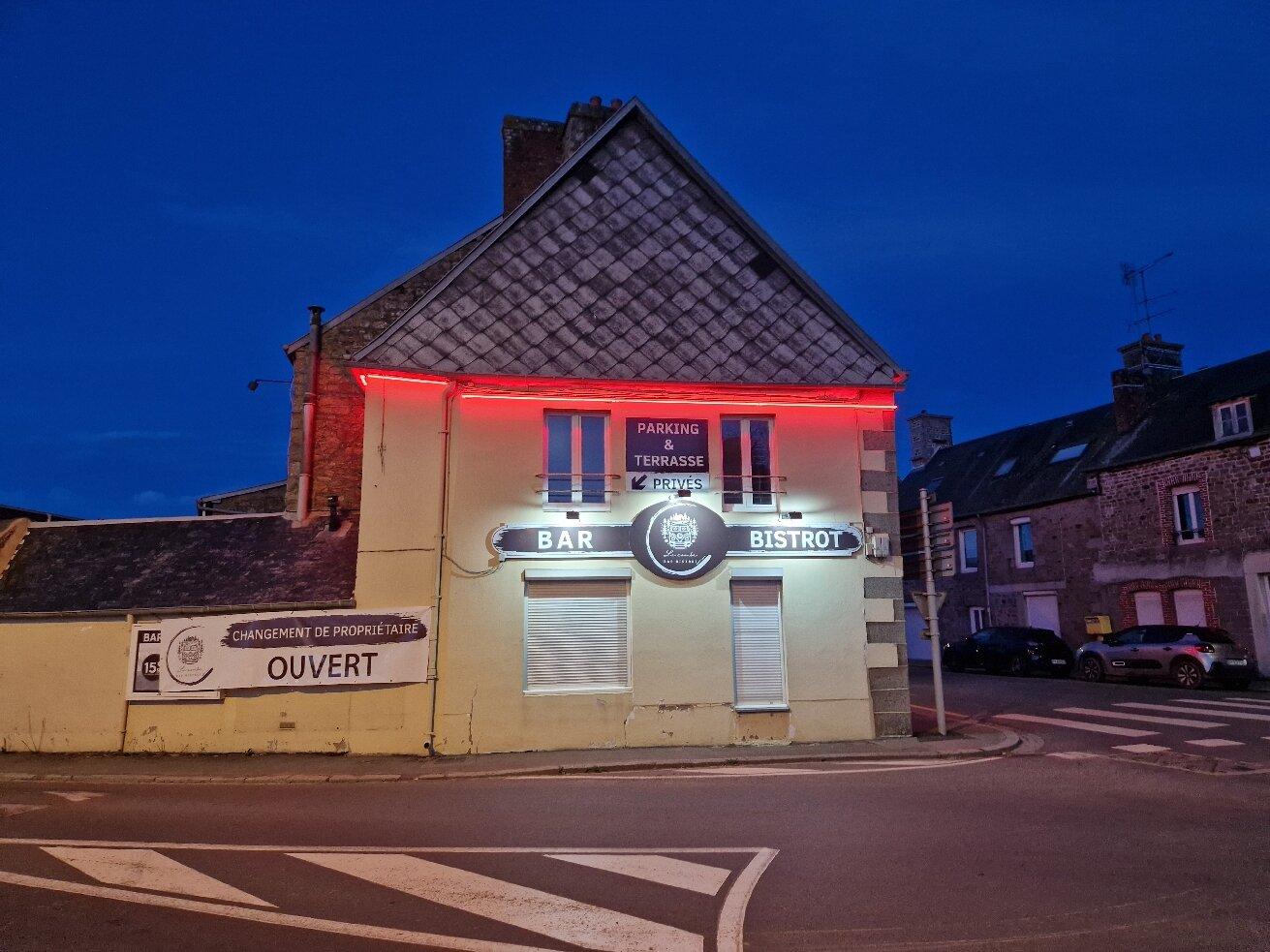 Le Combi Bar Bistrot