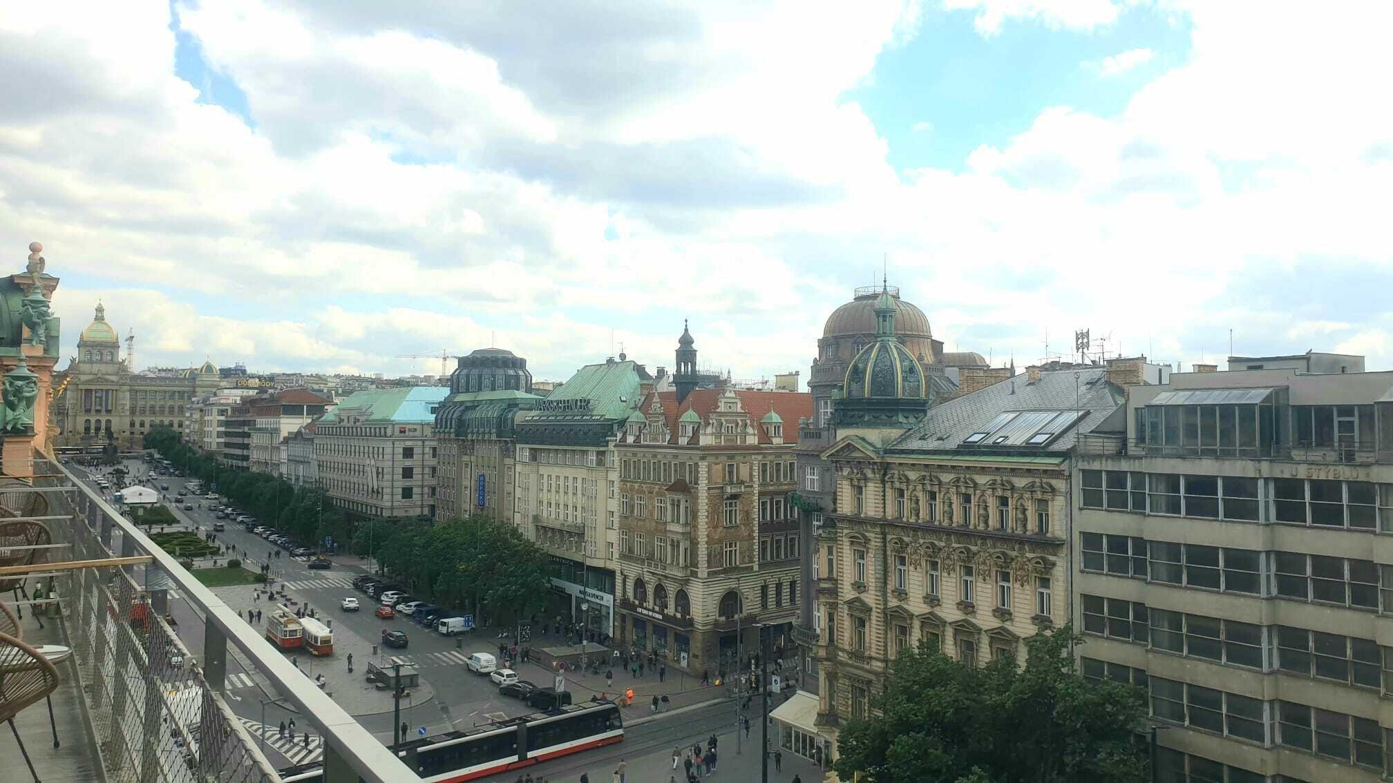 VN17 Rooftop Suites by Adrez