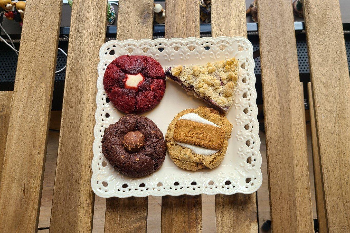 Rocky Dessert Market