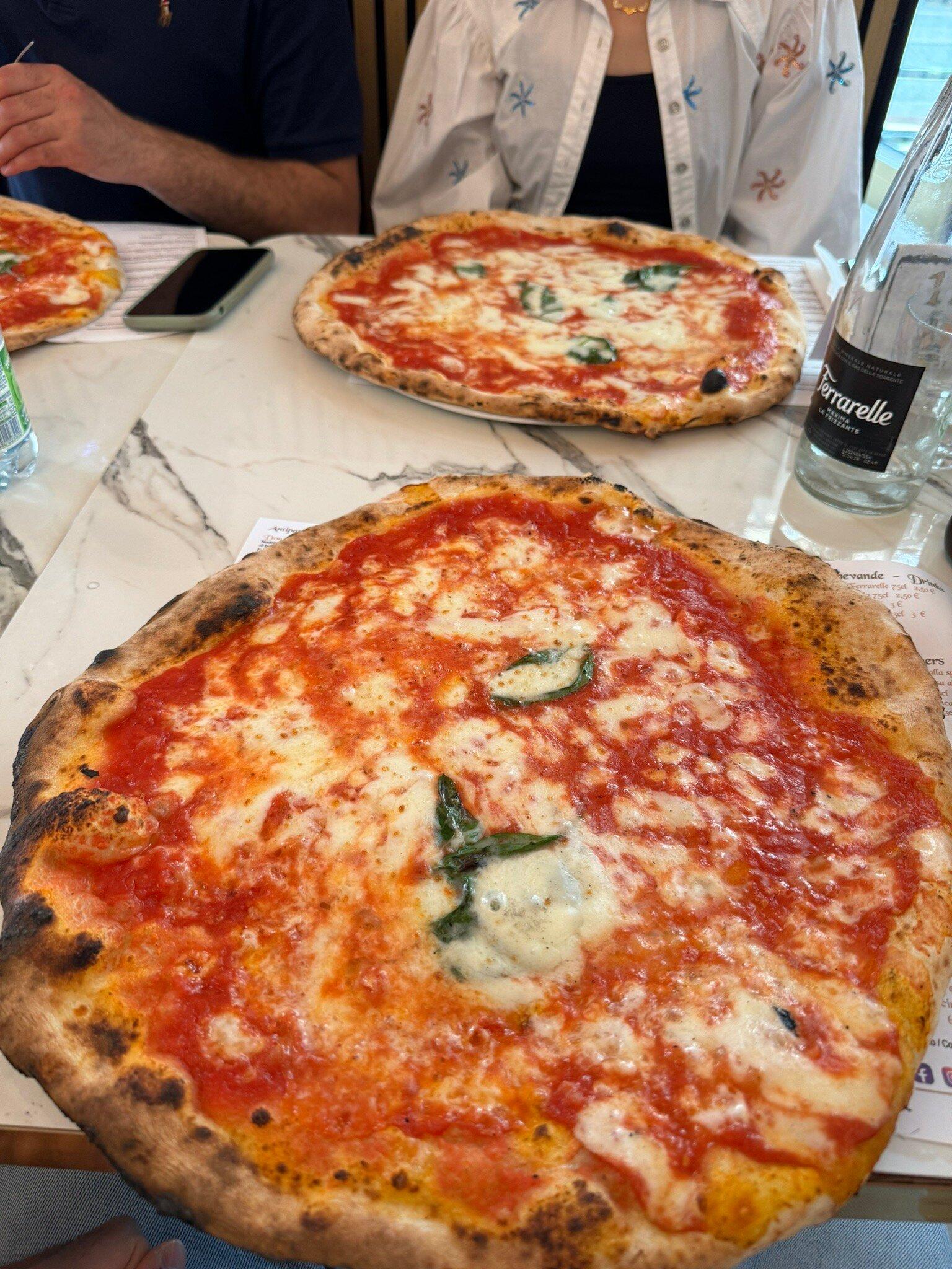 L' Antica Pizzeria Da Michele Torino