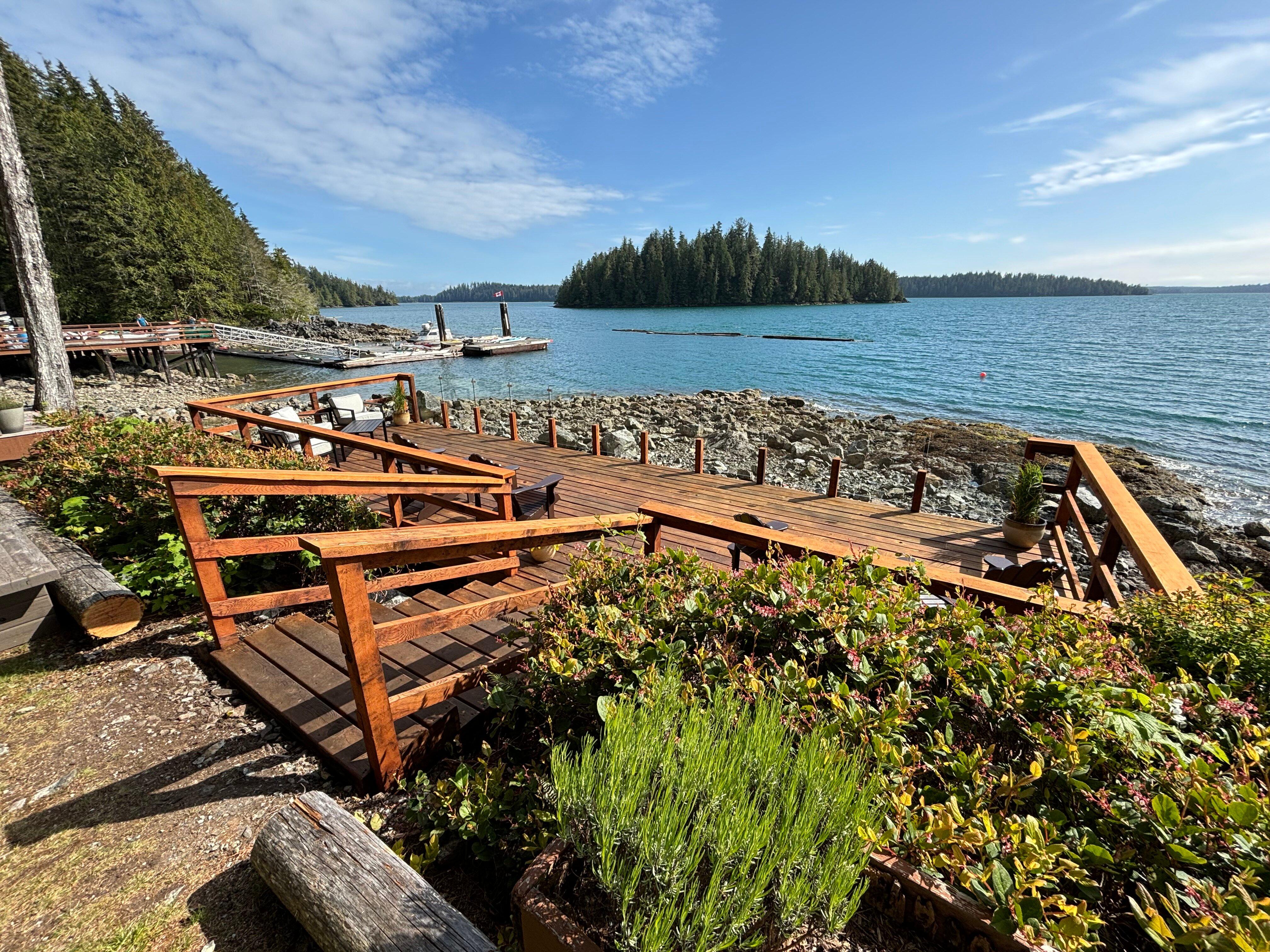 Broken Islands Lodge