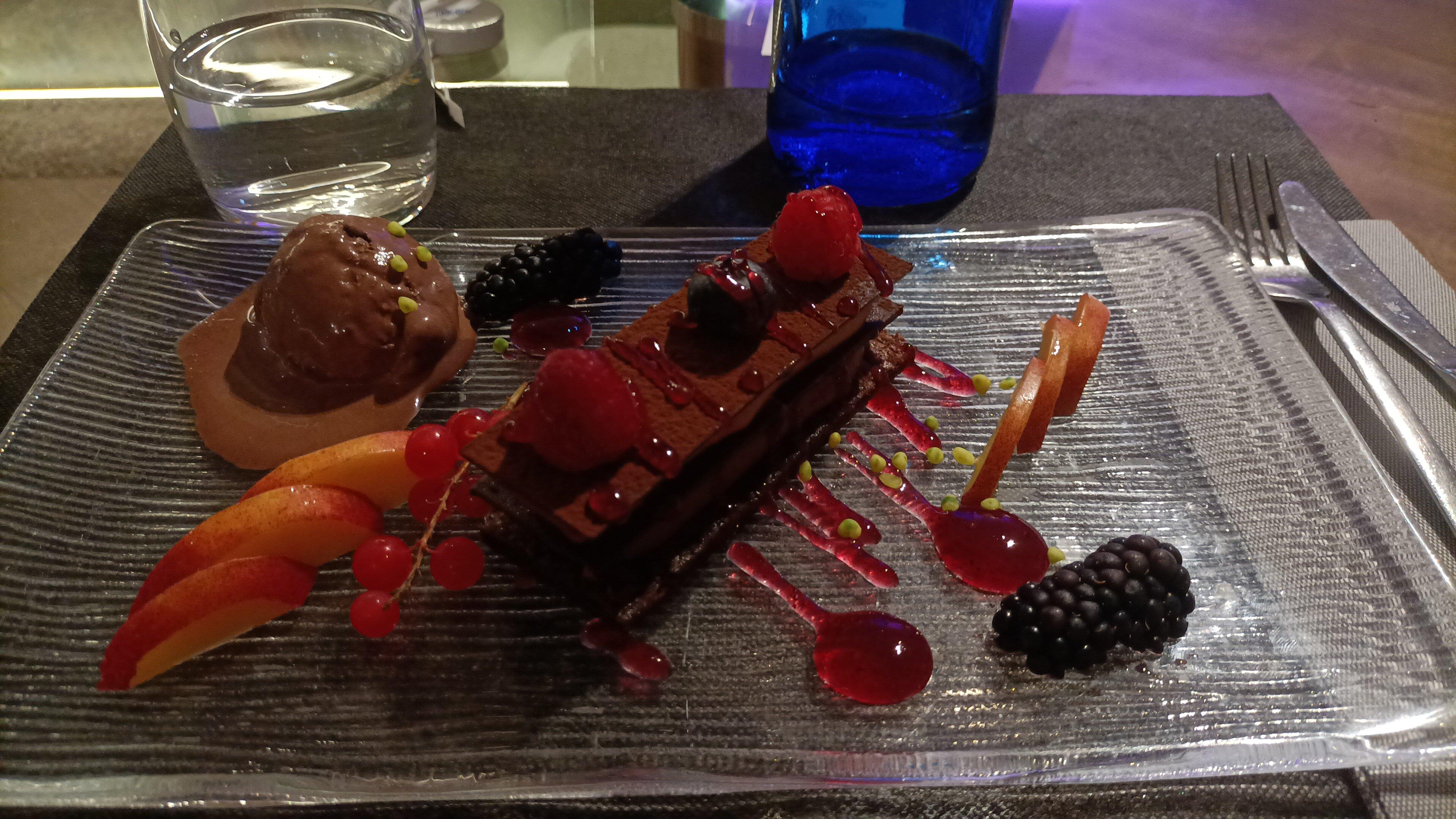 Photo by Maria Jesus G