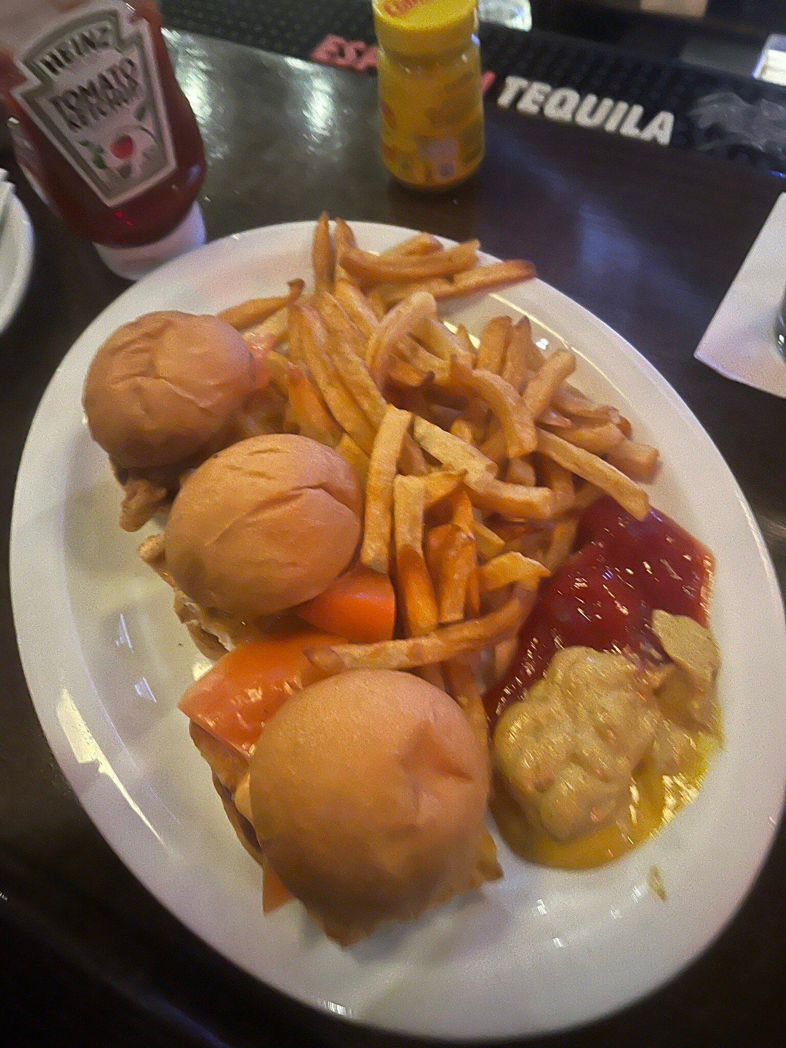 Malone's Irish Bar & Grill