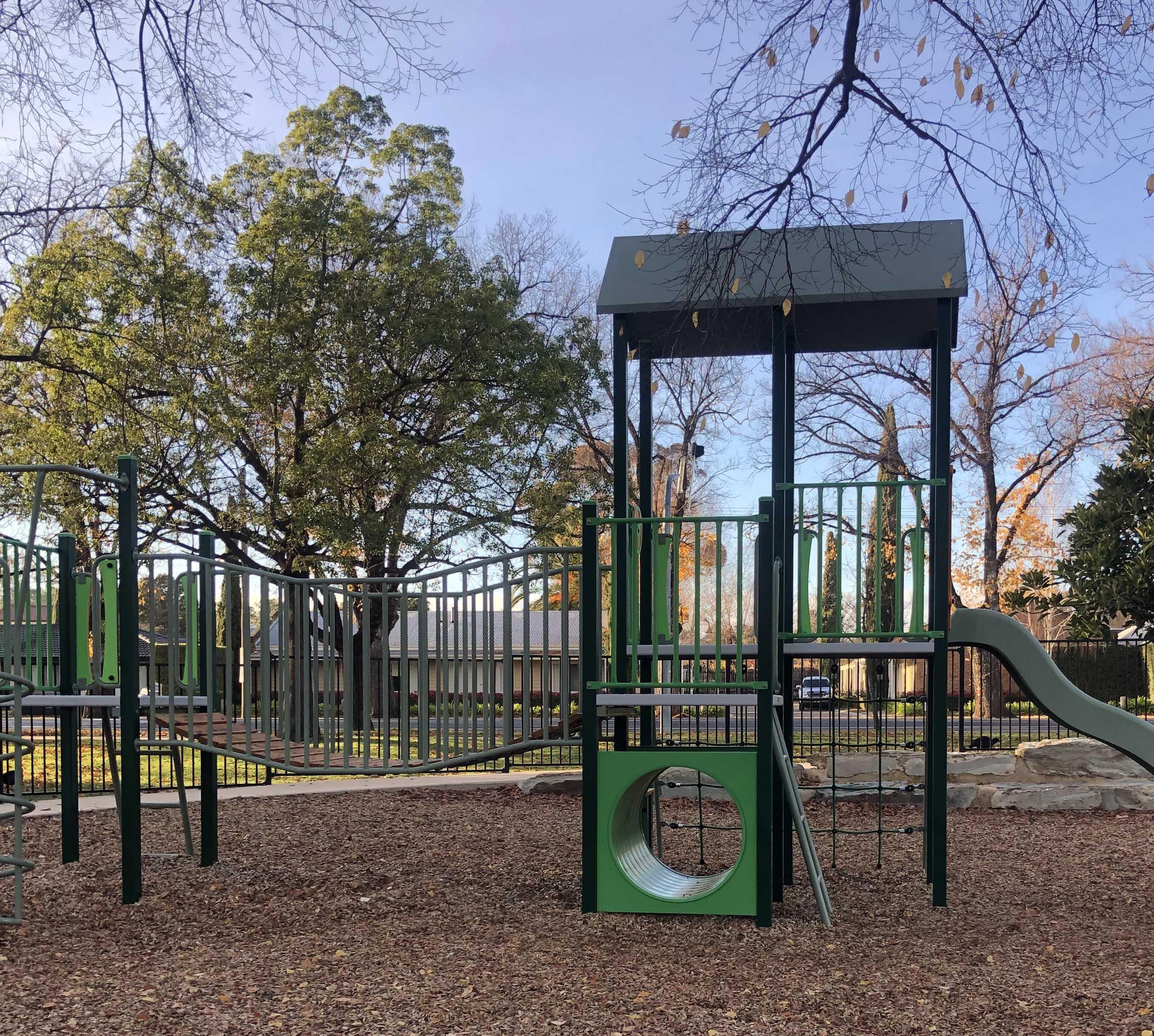 Weeroona Lake Playground