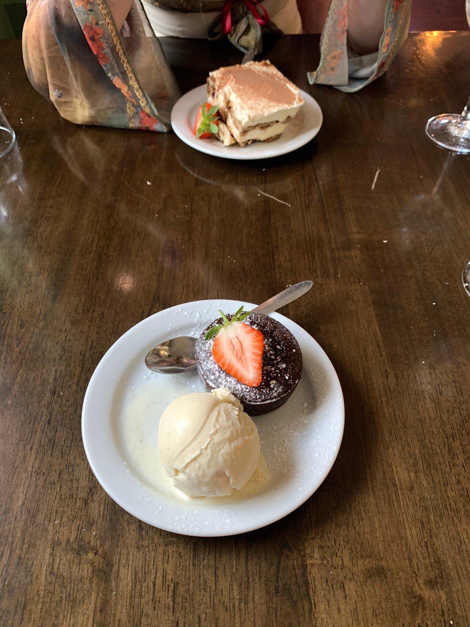 Bella Roma Restaurant & Pizzeria